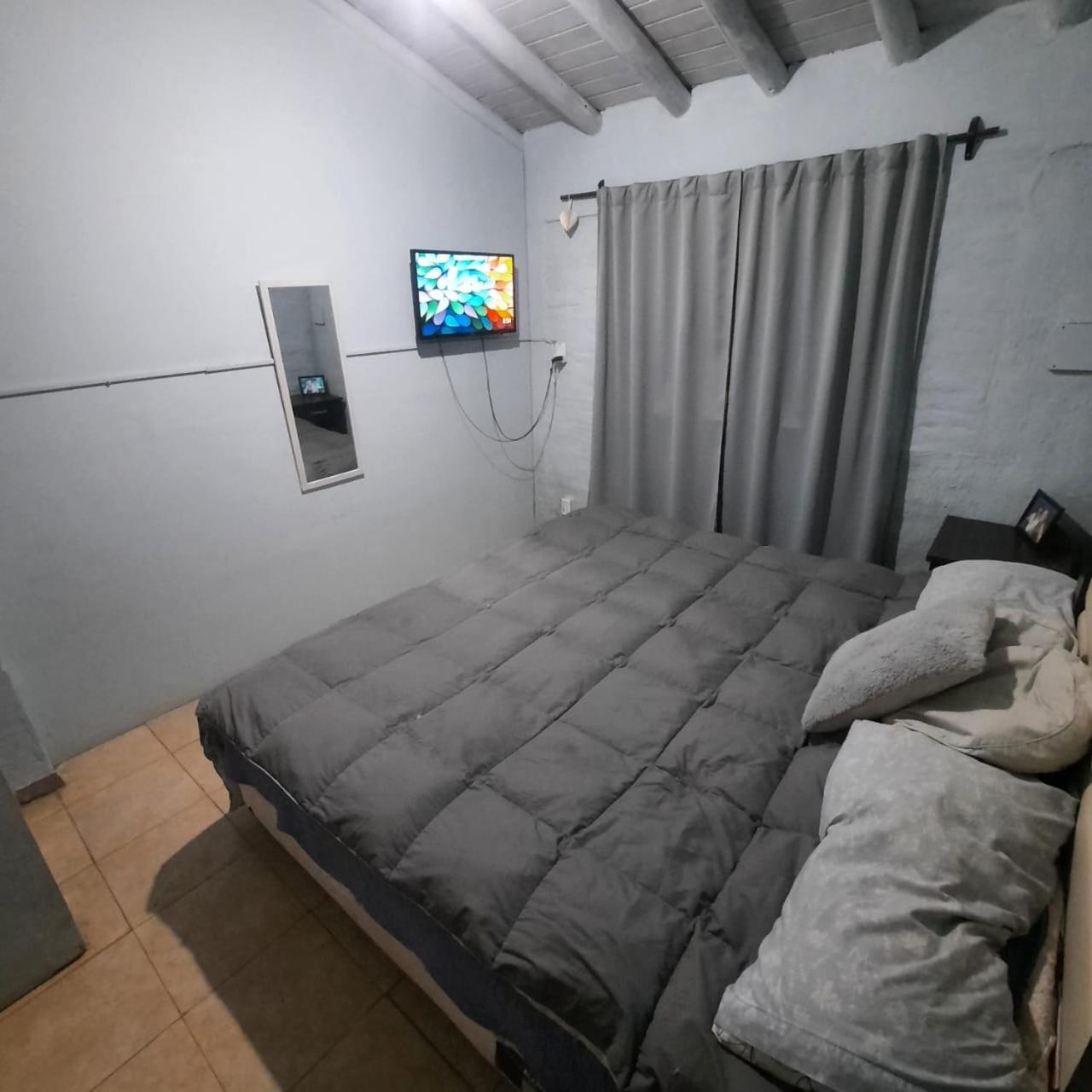 Casa con Pileta Mirador Mendoza