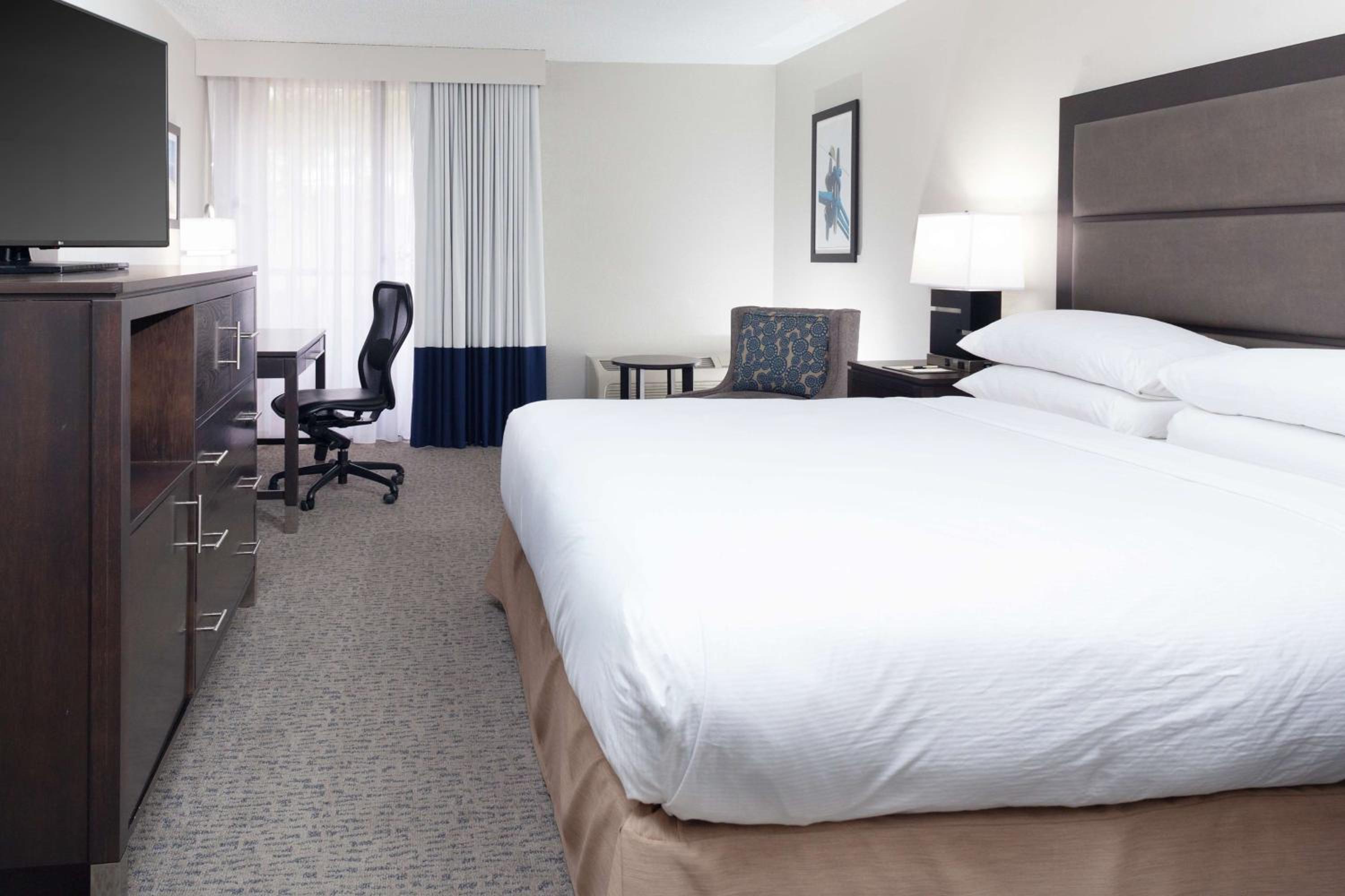 West Palm Beach Vacations - DoubleTree by Hilton Palm Beach Gardens - Property Image 2