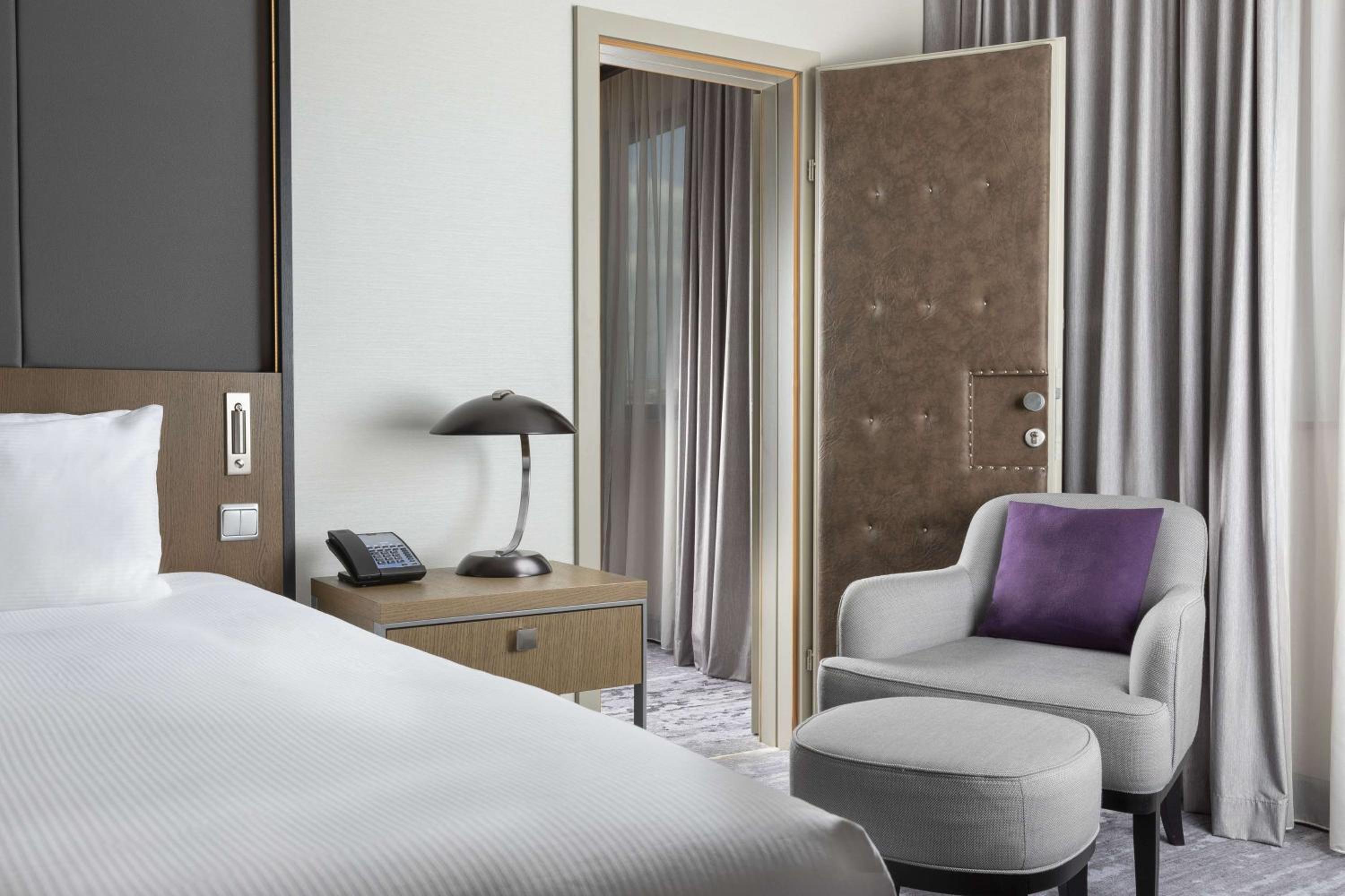 Hilton Prague 8