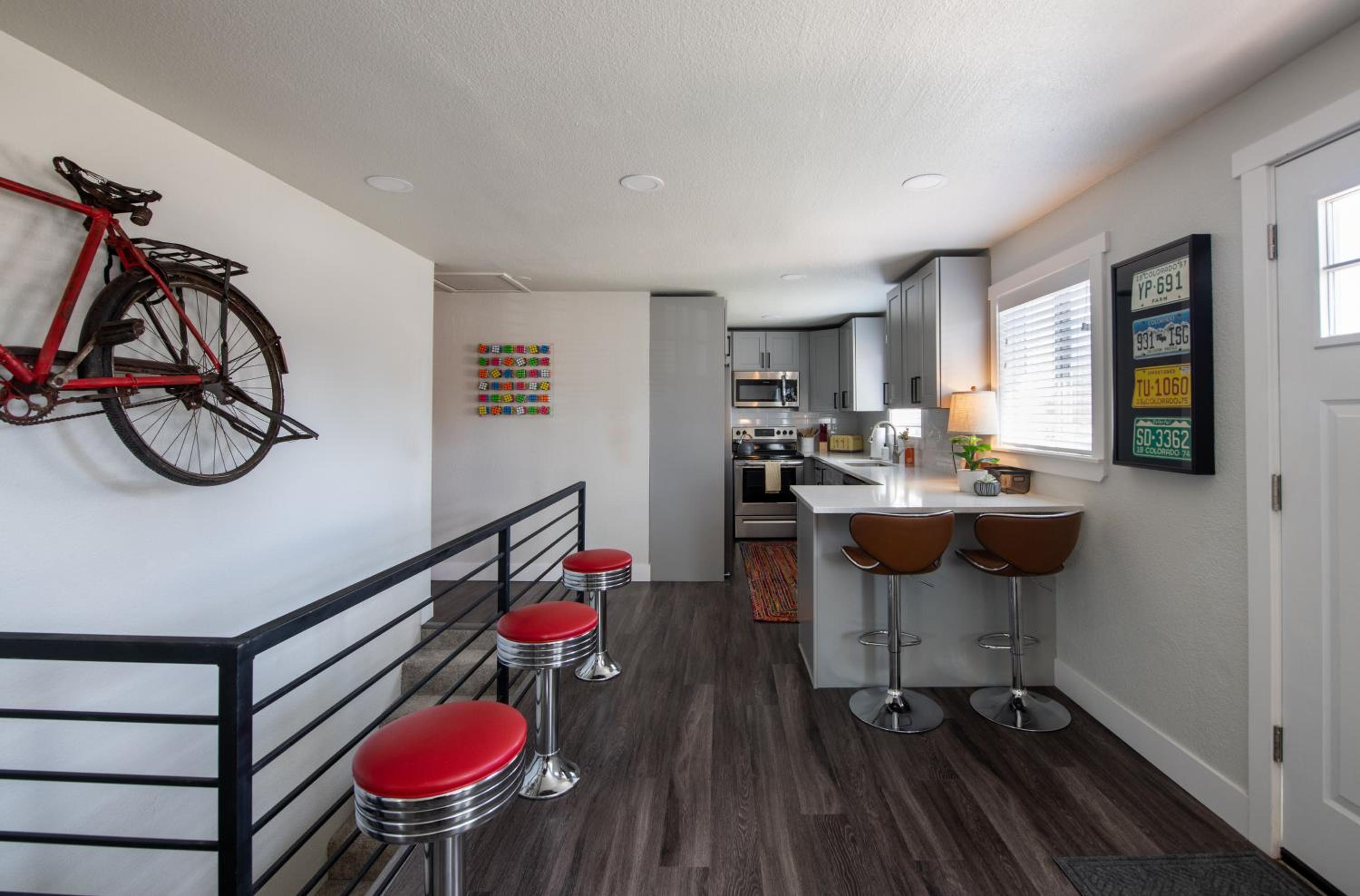 Mid-Century Modern Home - Hot Tub and Game Room view 4