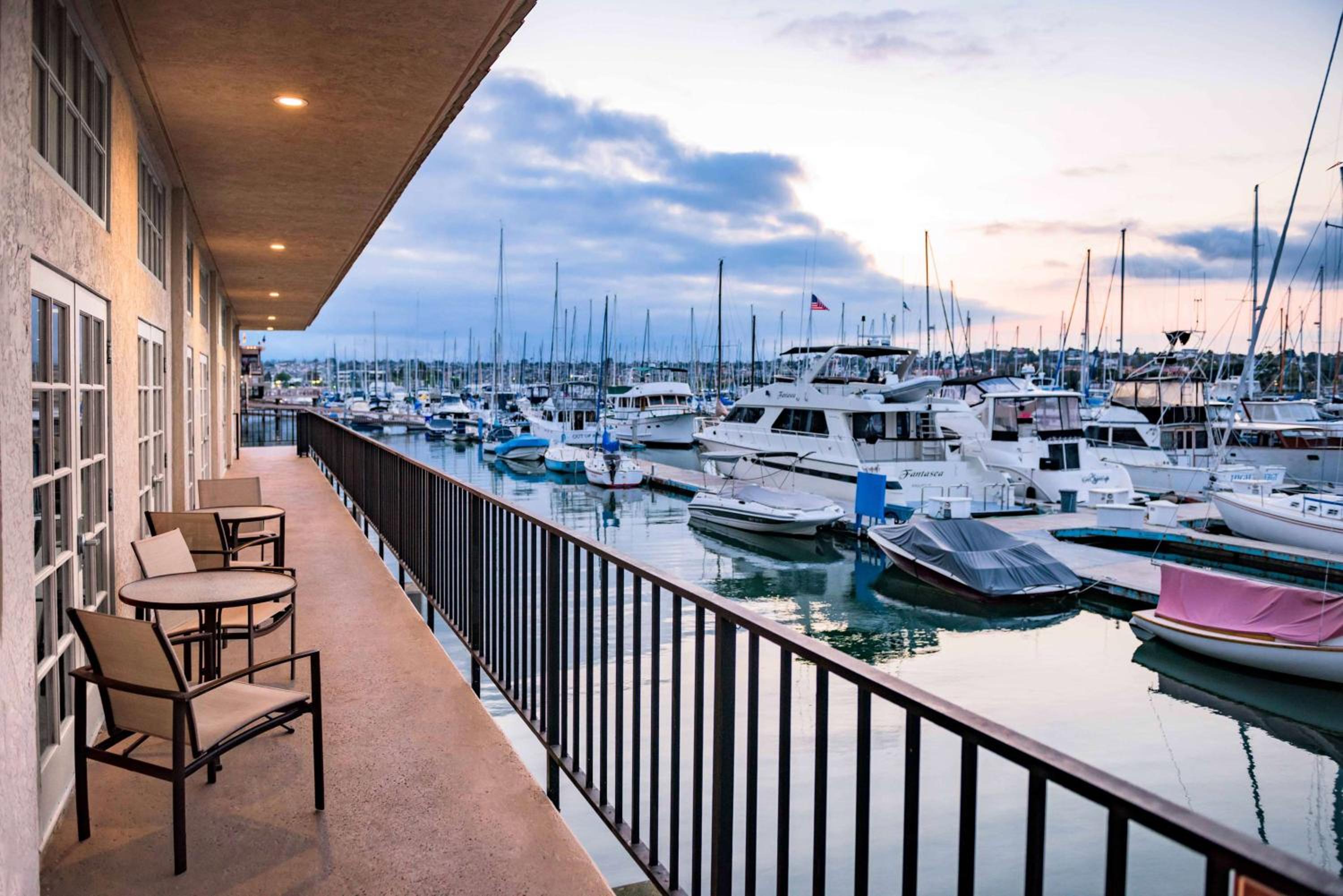 Hilton San Diego Airport/Harbor Island-3
