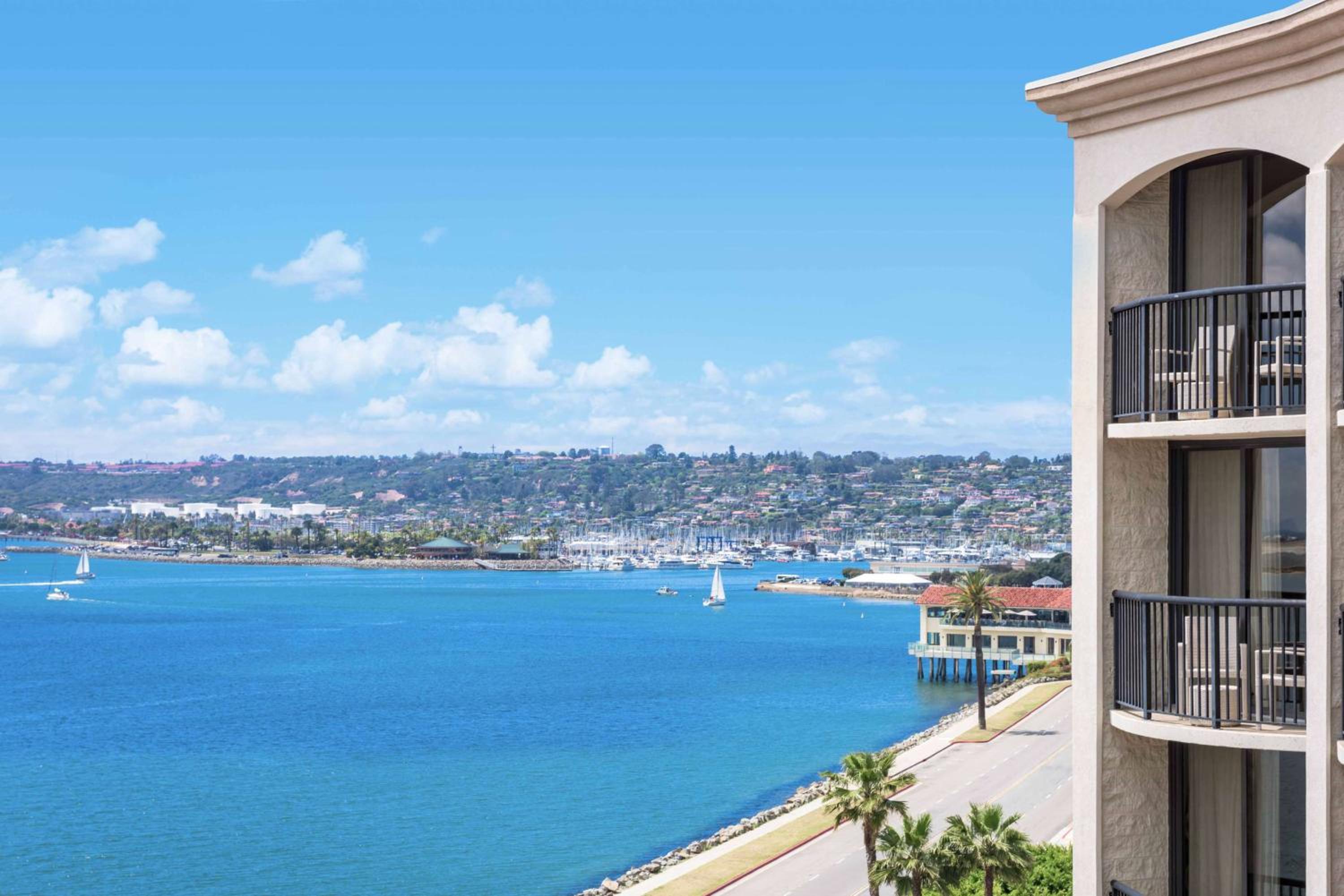 Hilton San Diego Airport/Harbor Island-4