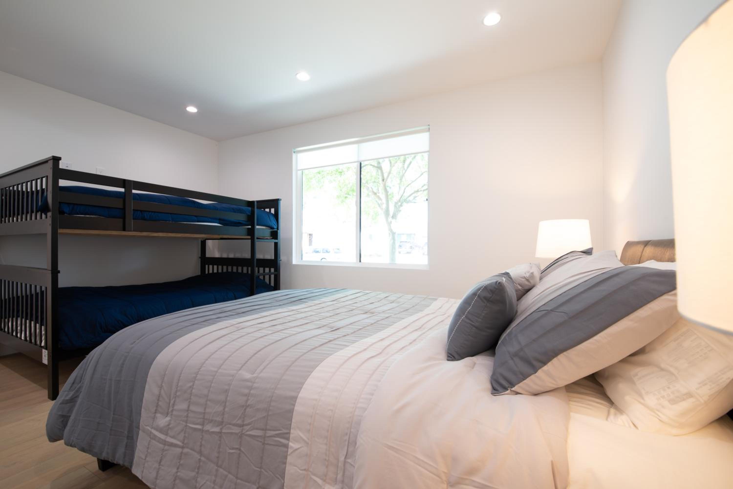 Universal Studio Stellar Home with pool and jacuzzi