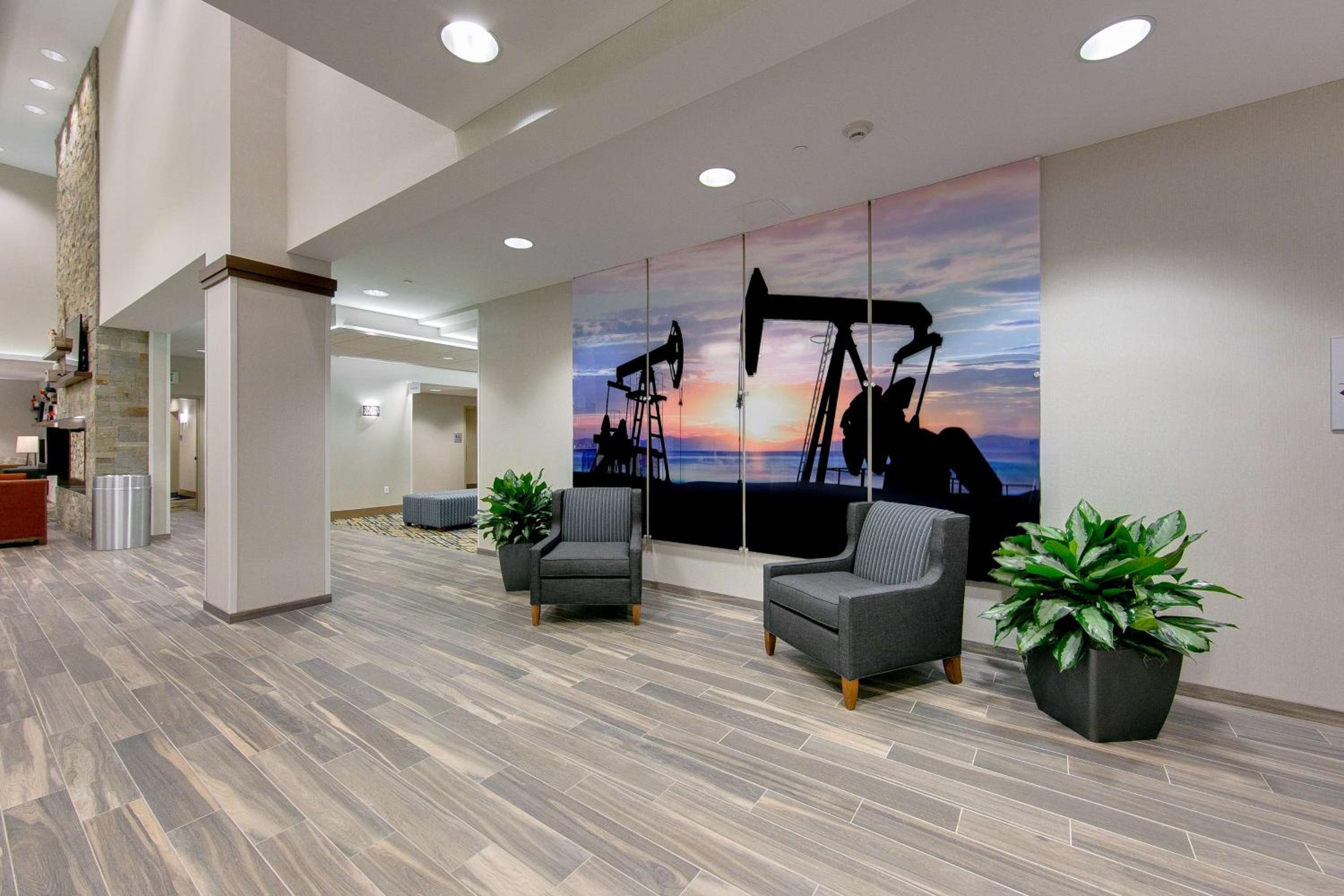 Palm Springs Vacations - Hampton Inn Suites North Houston Spring - Property Image 20