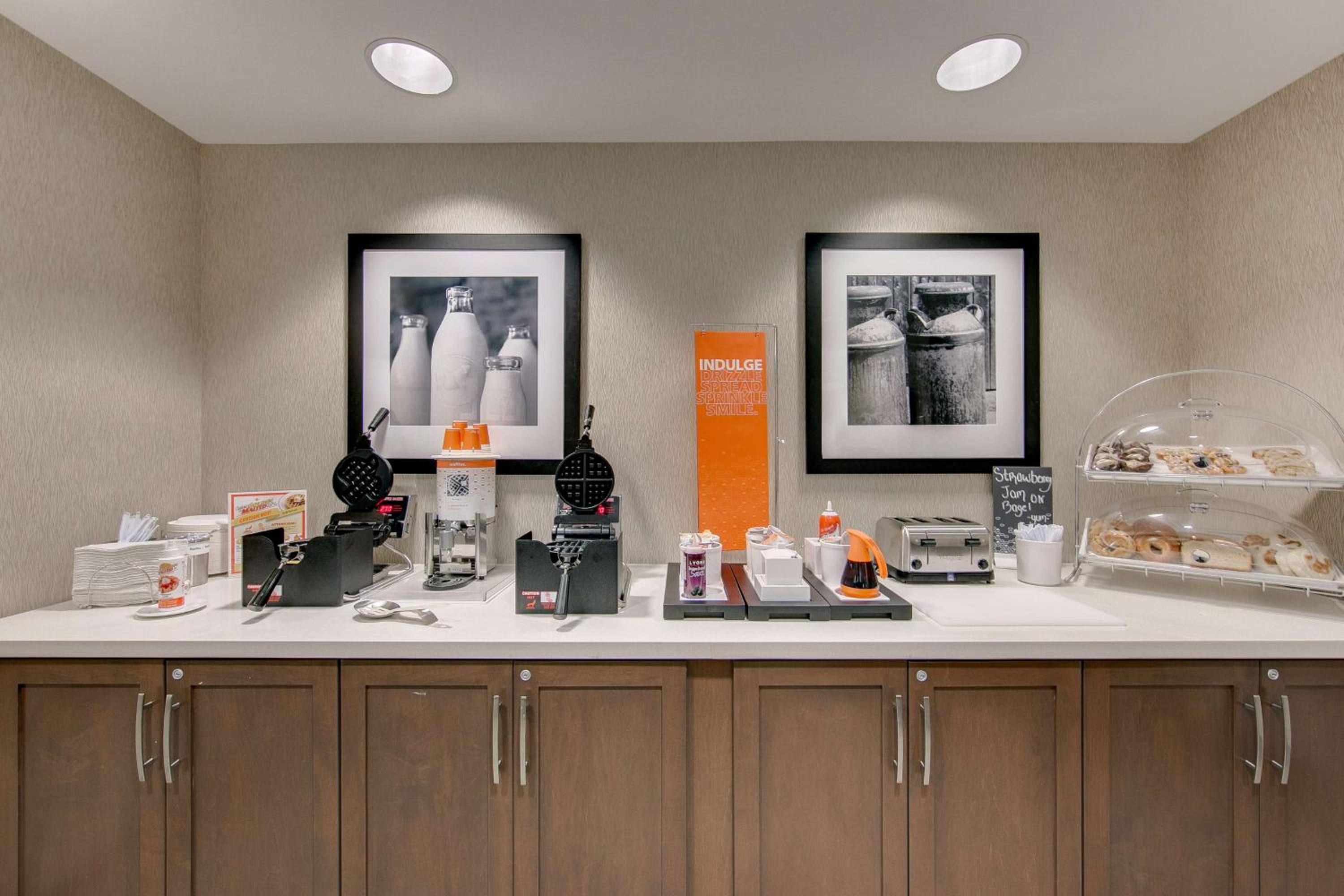 Palm Springs Vacations - Hampton Inn Suites North Houston Spring - Property Image 31