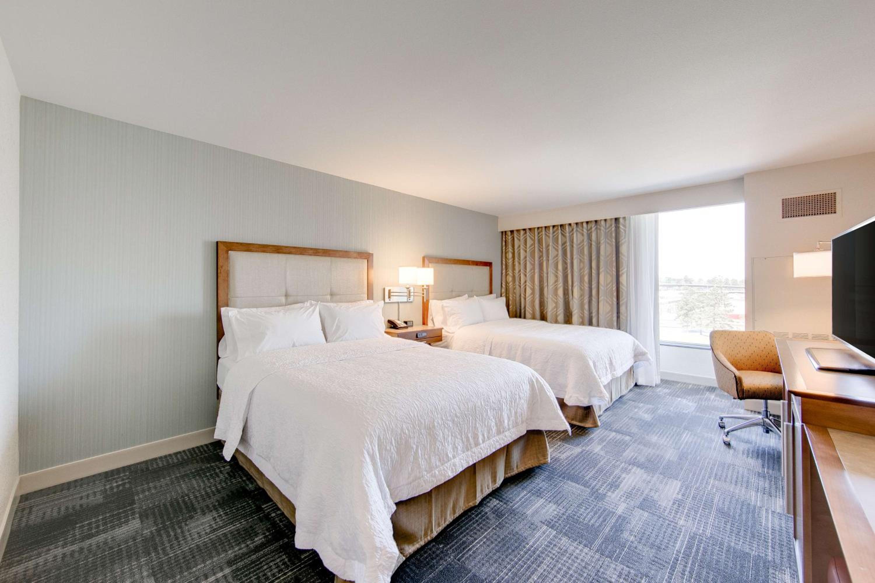 Palm Springs Vacations - Hampton Inn Suites North Houston Spring - Property Image 12