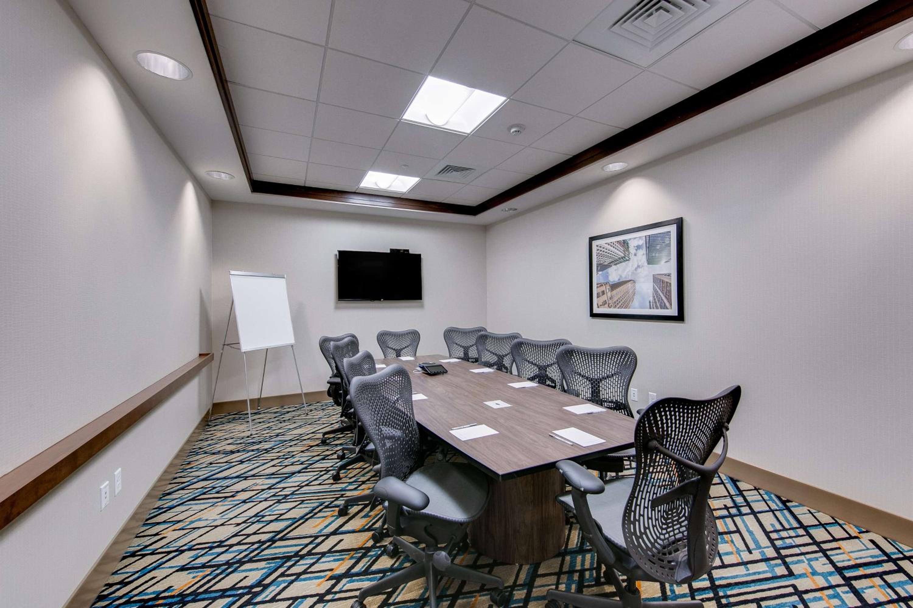 Palm Springs Vacations - Hampton Inn Suites North Houston Spring - Property Image 16