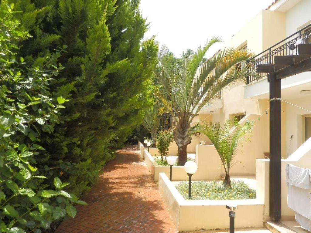 Byreva Apartments