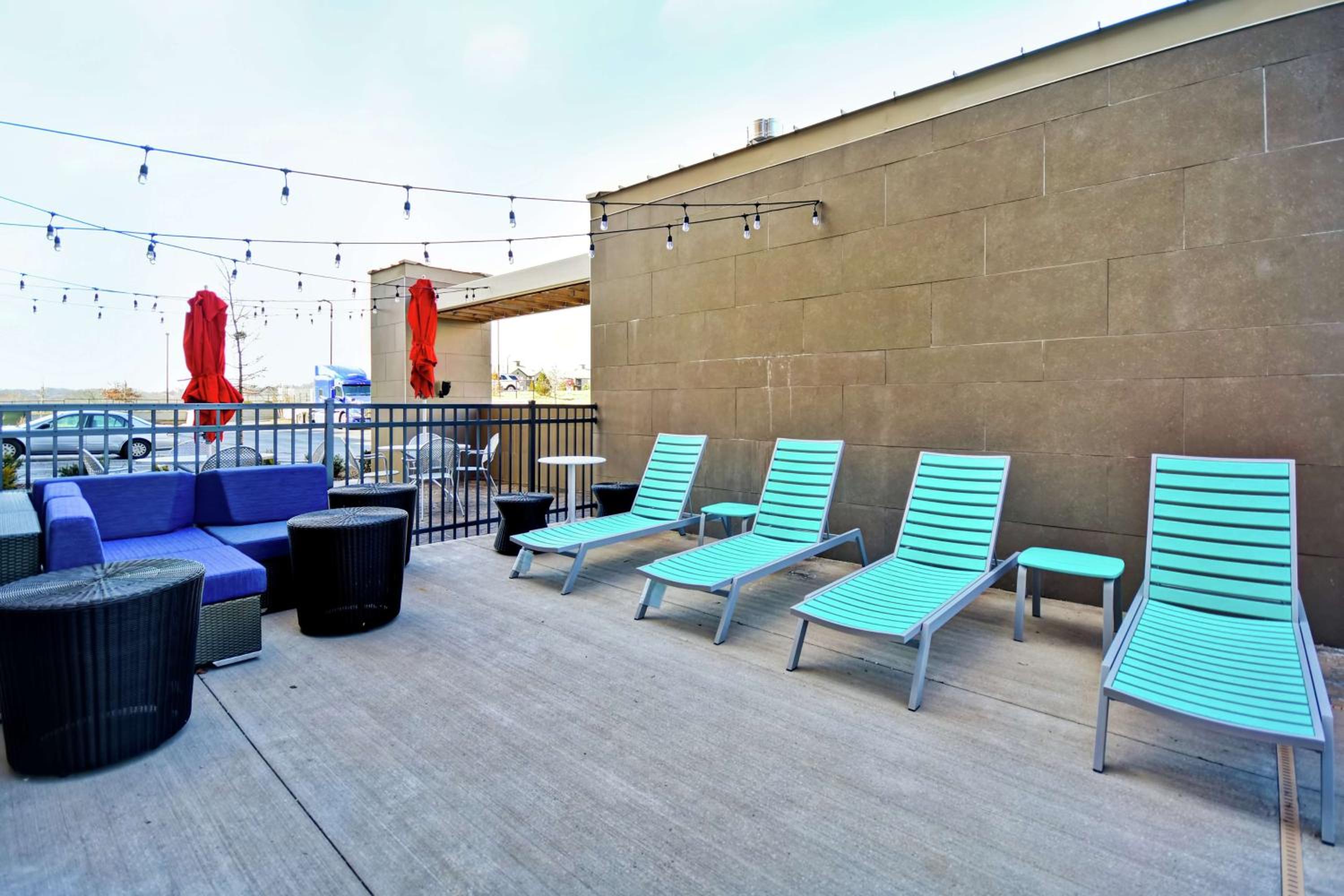 Smyrna Vacations - Home2 Suites By Hilton Smyrna Nashville - Property Image 10