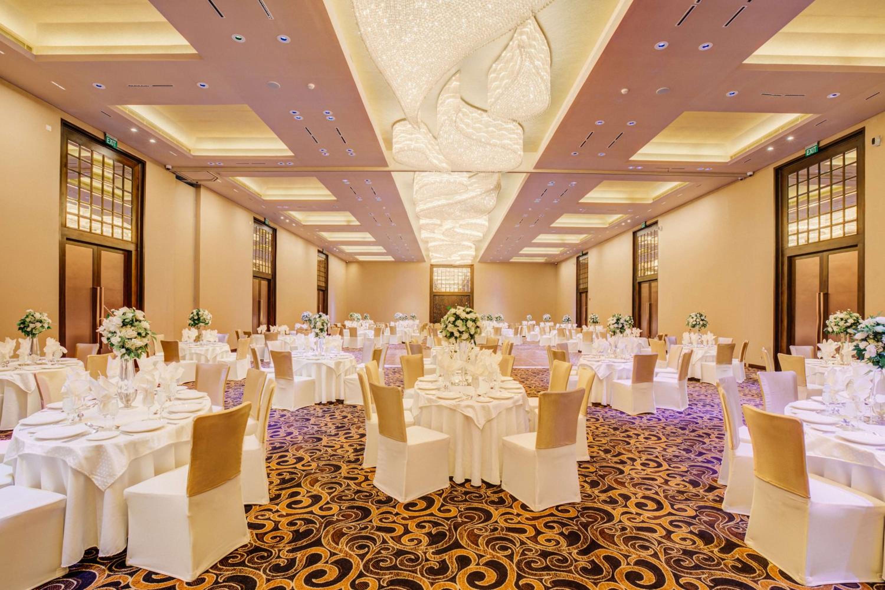 DoubleTree by Hilton Weerawila Rajawarna Resort