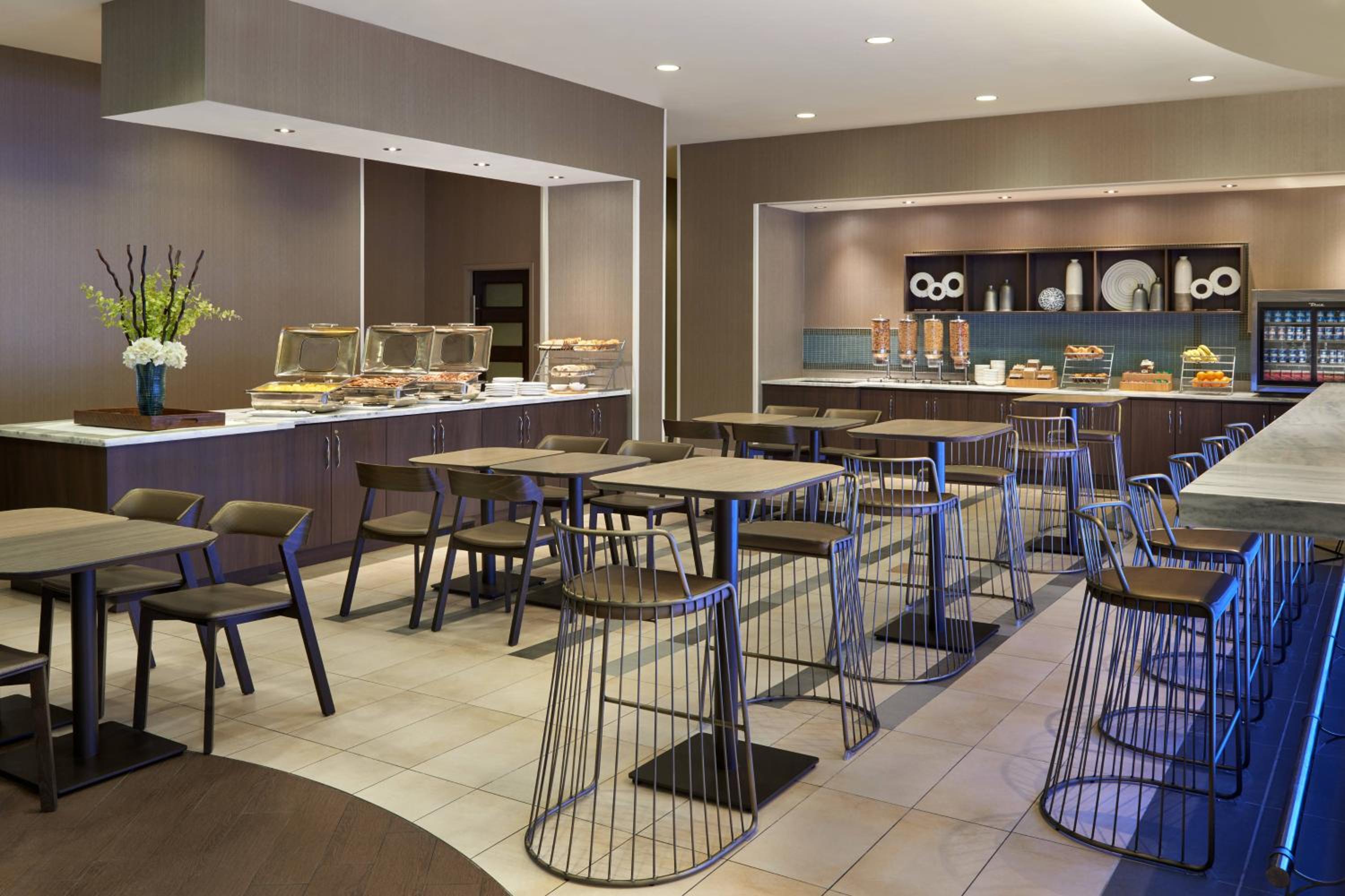 SpringHill Suites by Marriott Toronto Vaughan - Property Image 8