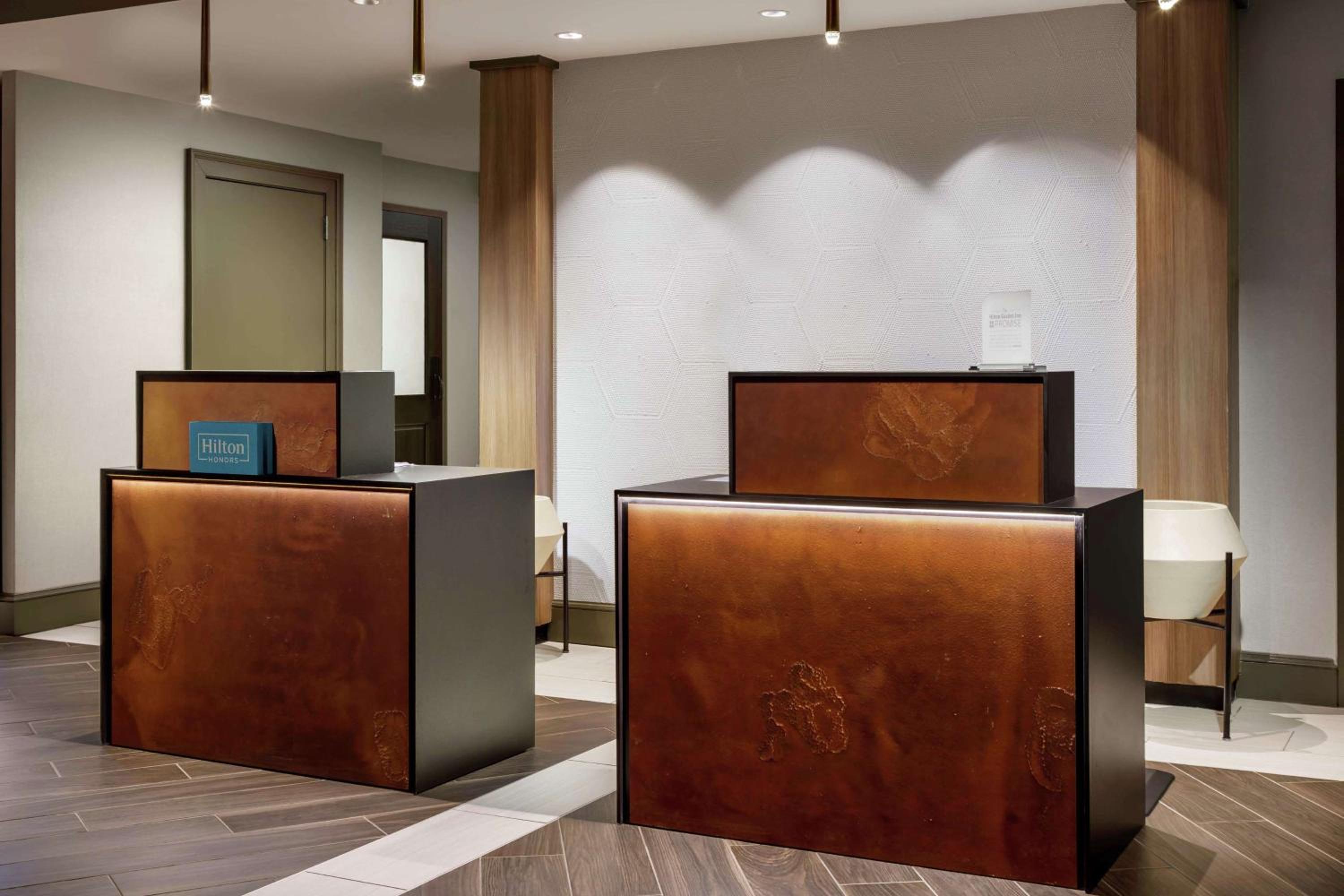 Annapolis Vacations - Hilton Garden Inn Annapolis Downtown - Property Image 2