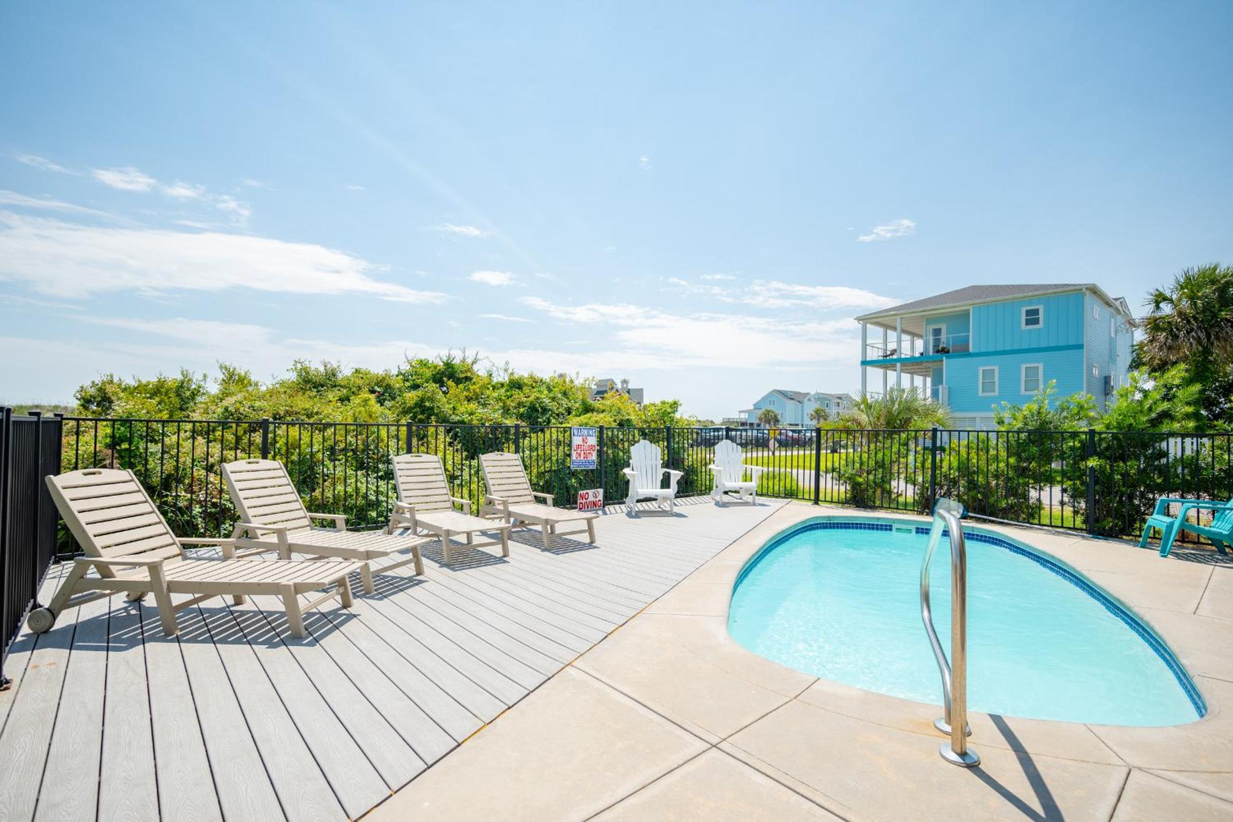 Summer Sea by Oak Island Accommodations