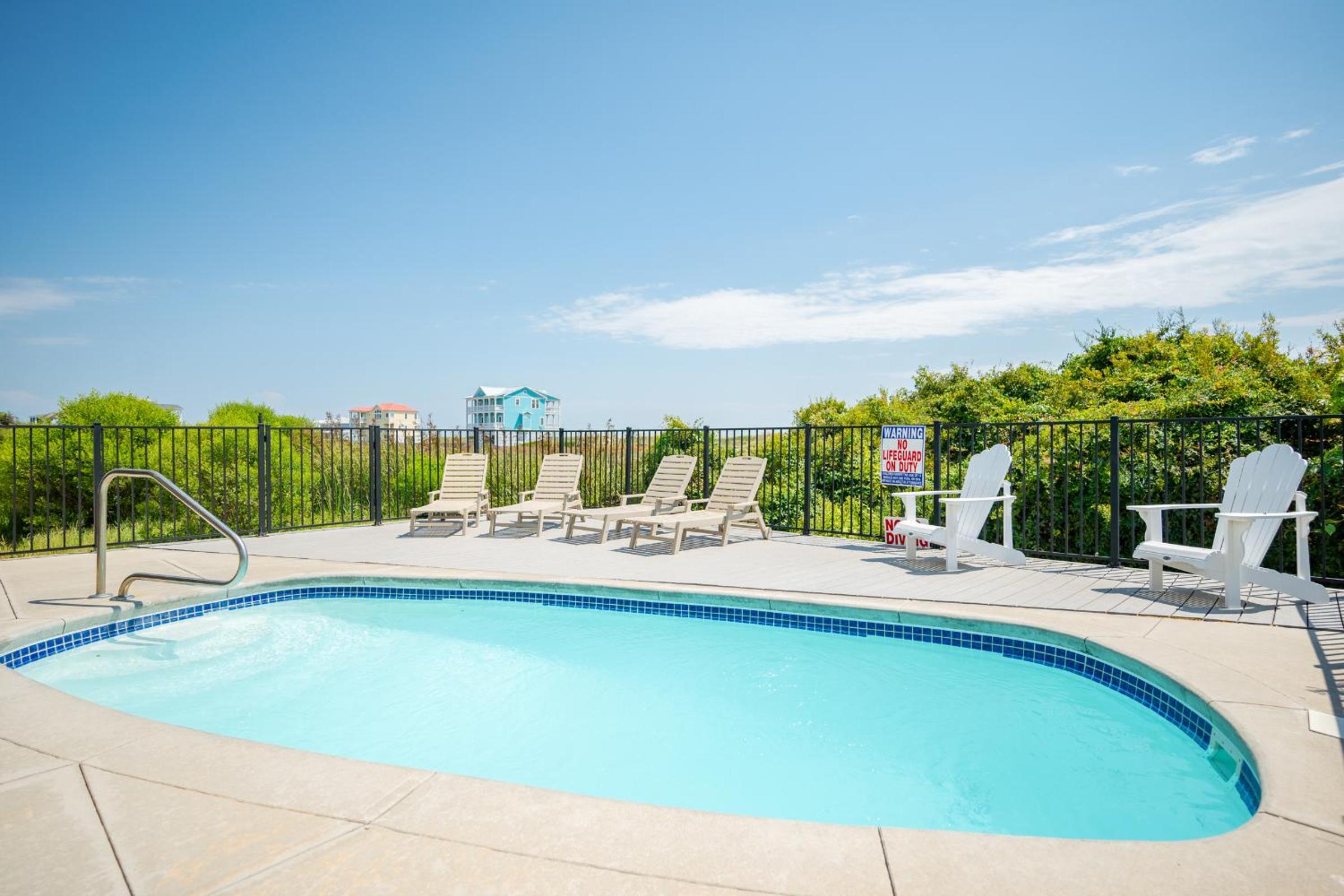 Summer Sea by Oak Island Accommodations