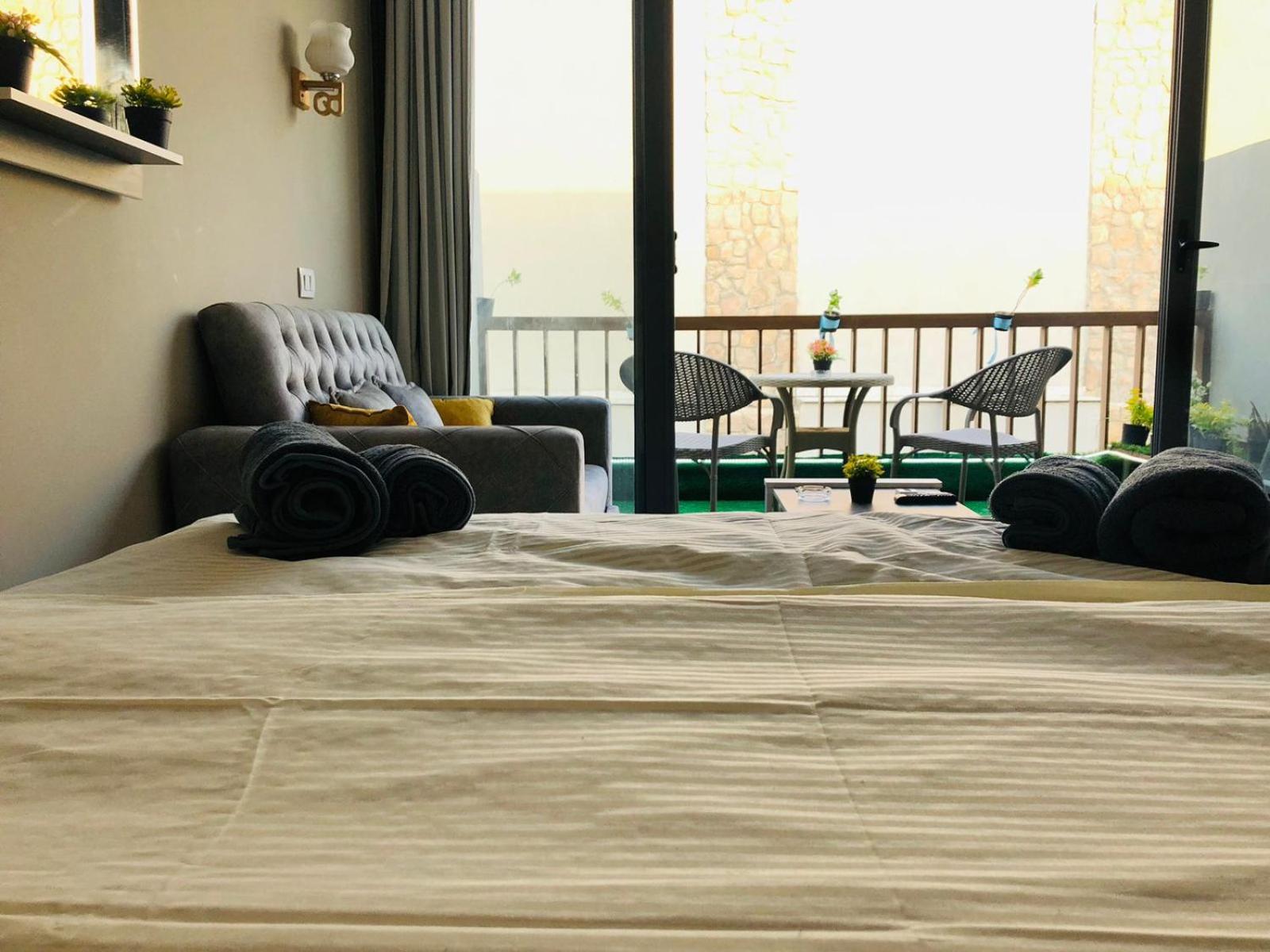 Bali studio