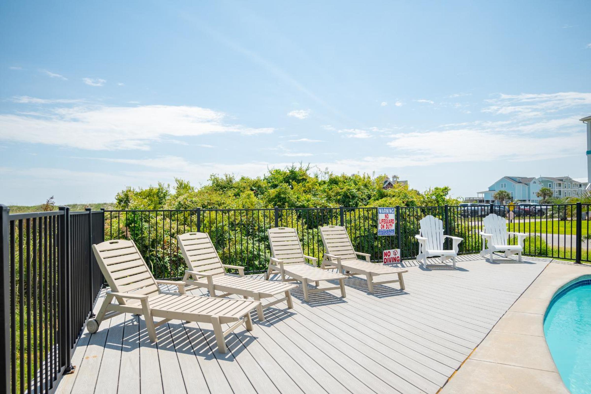 Summer Sea by Oak Island Accommodations