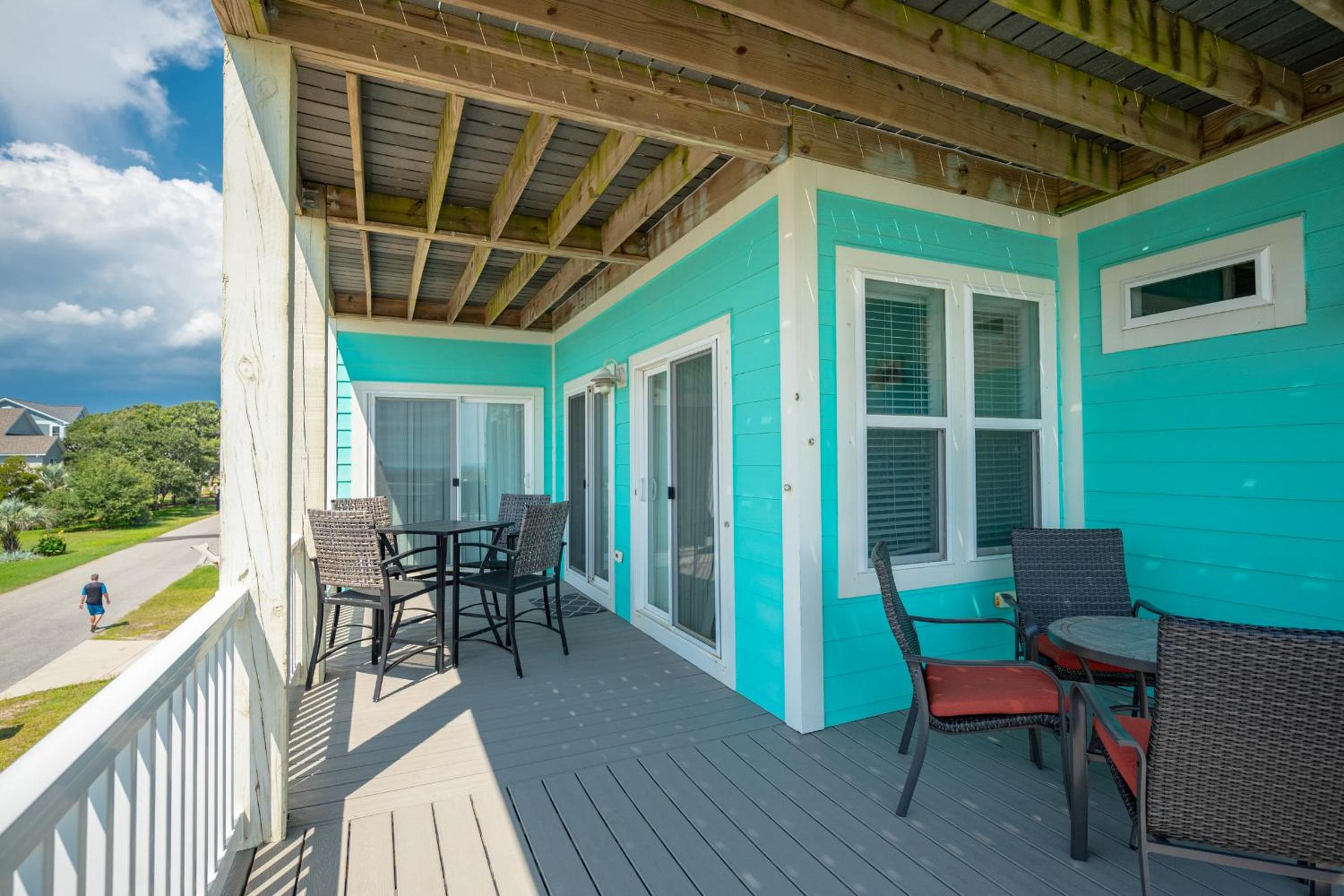 Summer Sea by Oak Island Accommodations