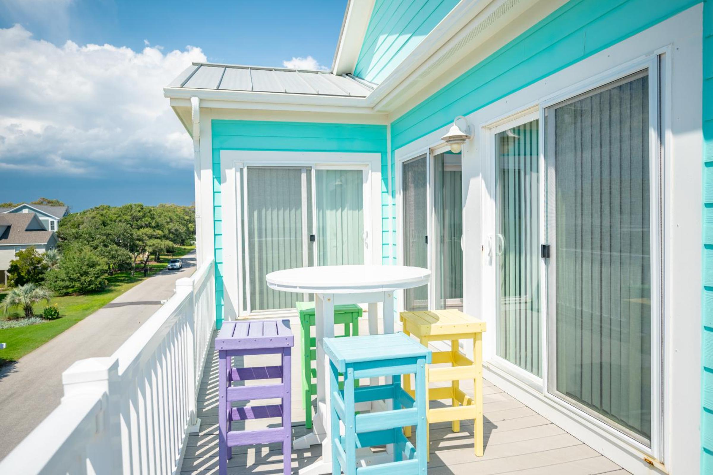 Summer Sea by Oak Island Accommodations