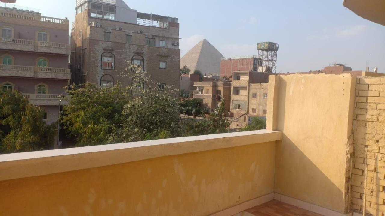 Ali Pyramids