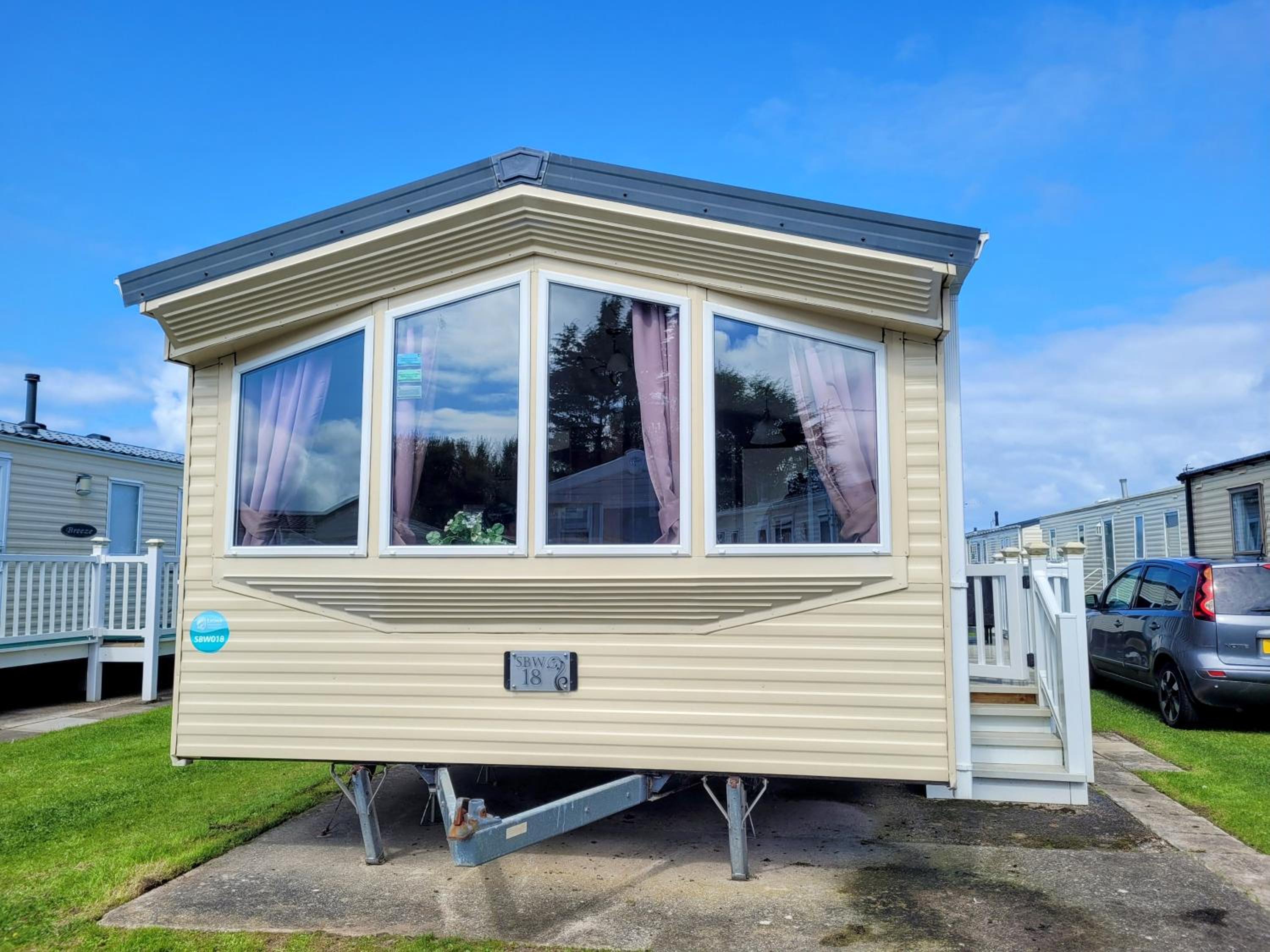 Lyons Robin Hood Holiday Park, The Shamrock Way view 3