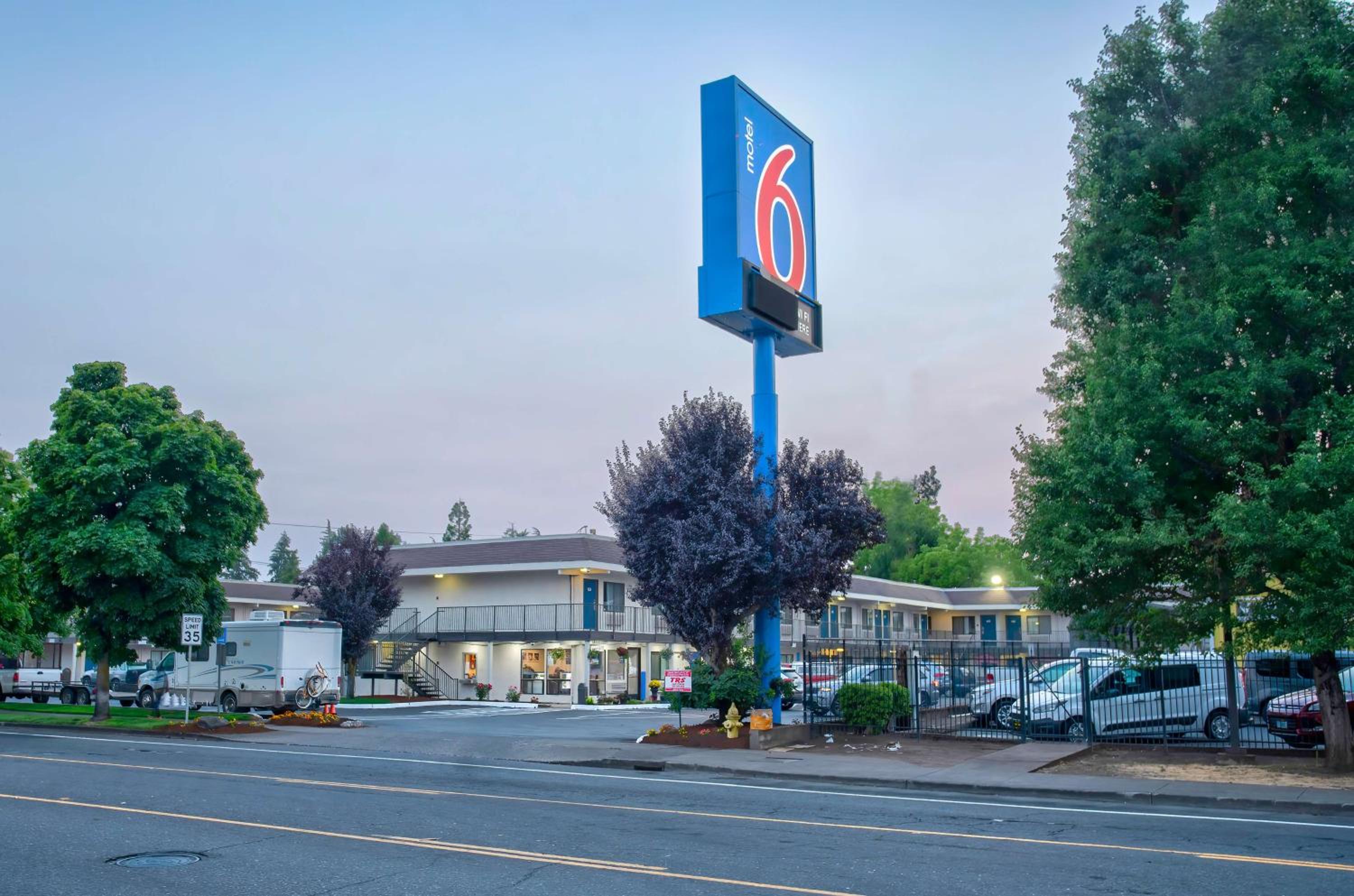 Albany Vacations - Motel 6-Salem, OR - Property Image 1