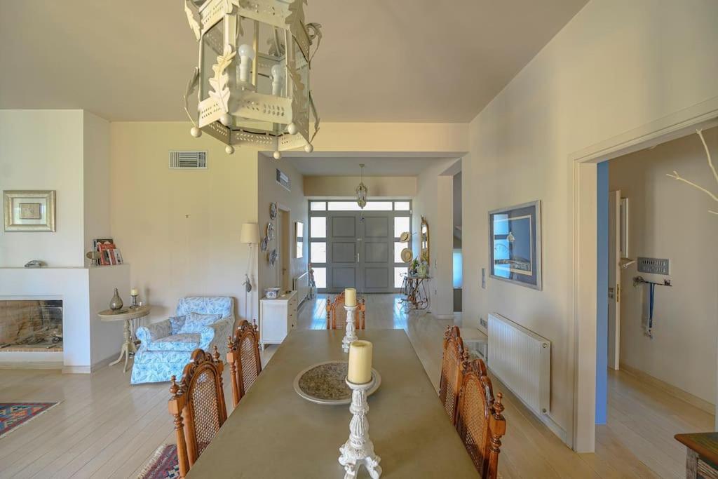 Villa Astoria