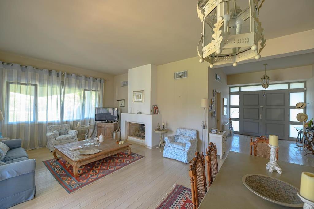 Villa Astoria