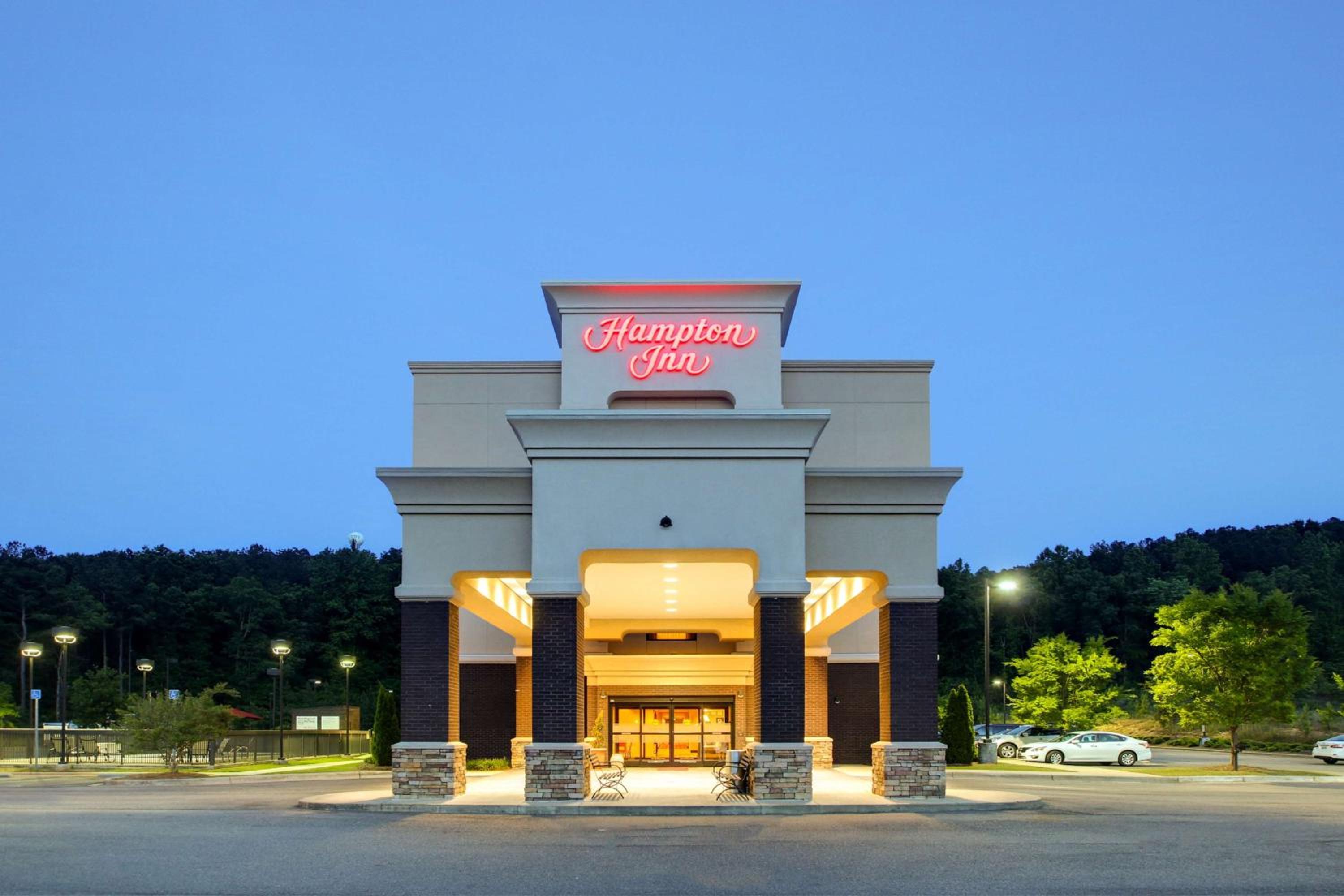 Birmingham Vacations - Hampton Inn Birmingham/Leeds - Property Image 3