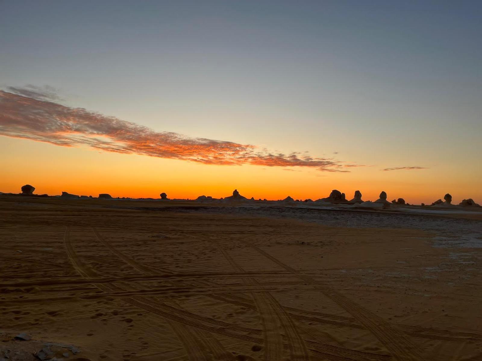 Egypt white and black desert with Camping