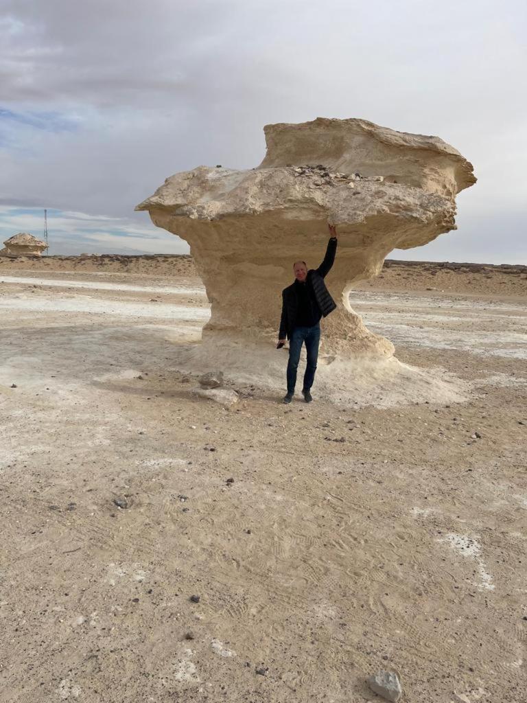 Egypt white and black desert with Camping