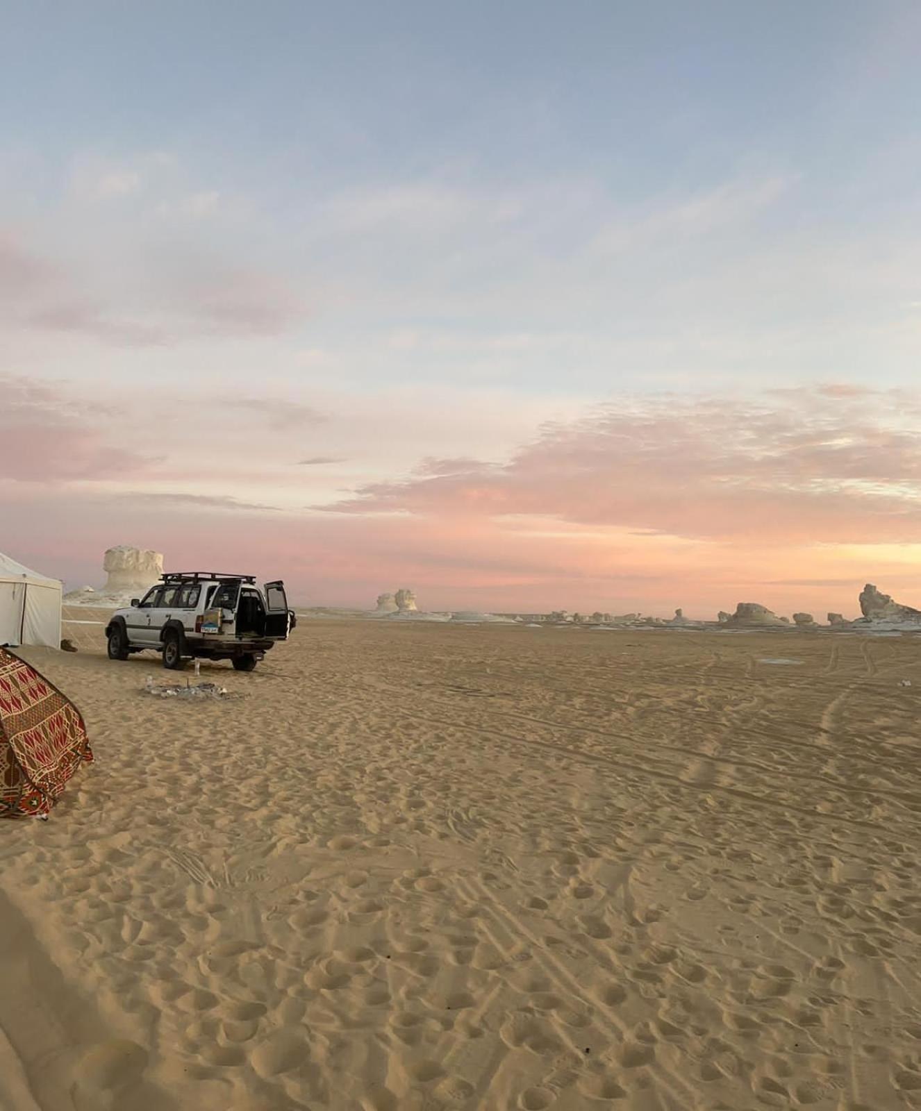 Egypt white and black desert with Camping