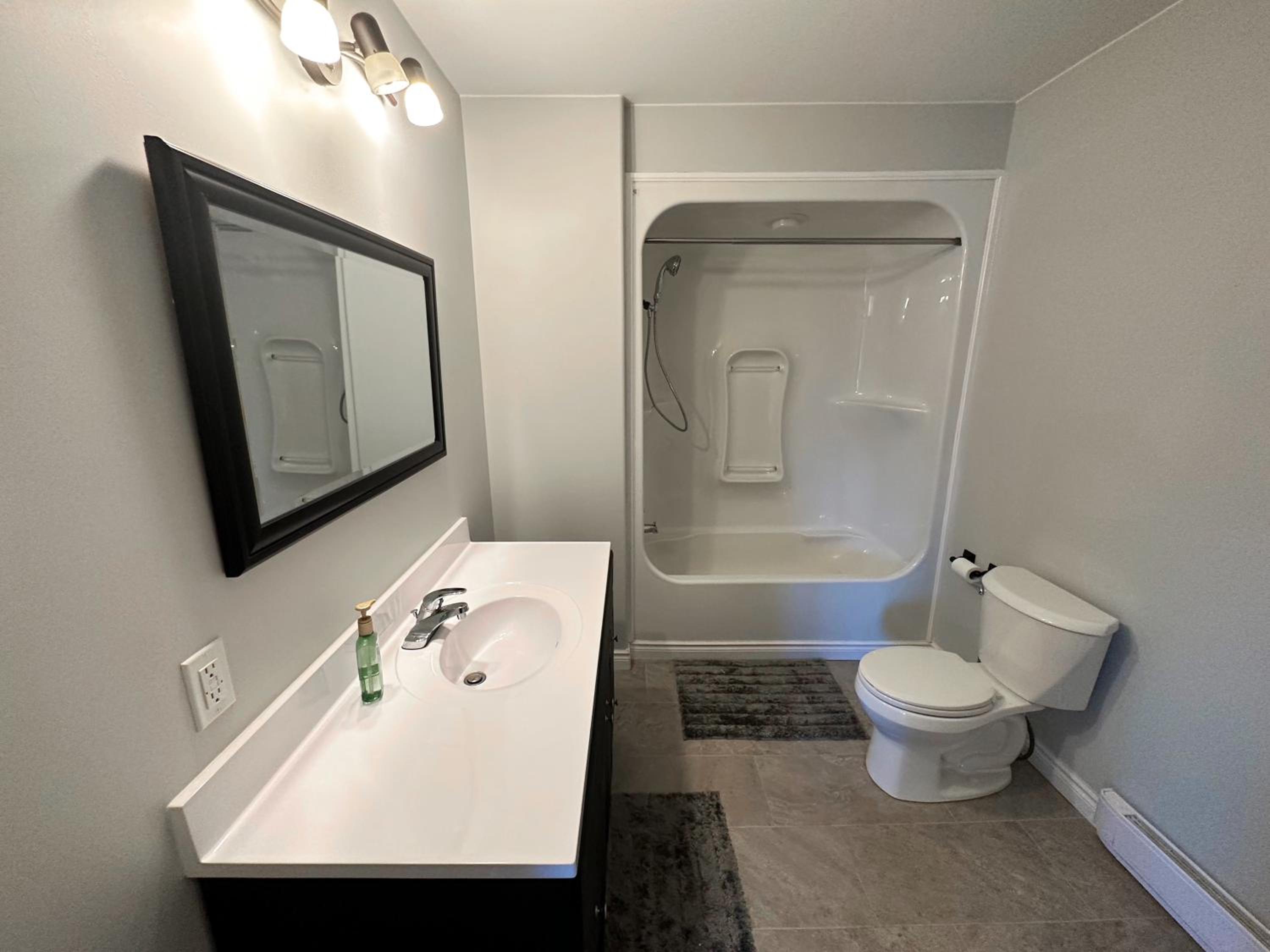 Captain's Suite @ The Homestead Oceanfront
