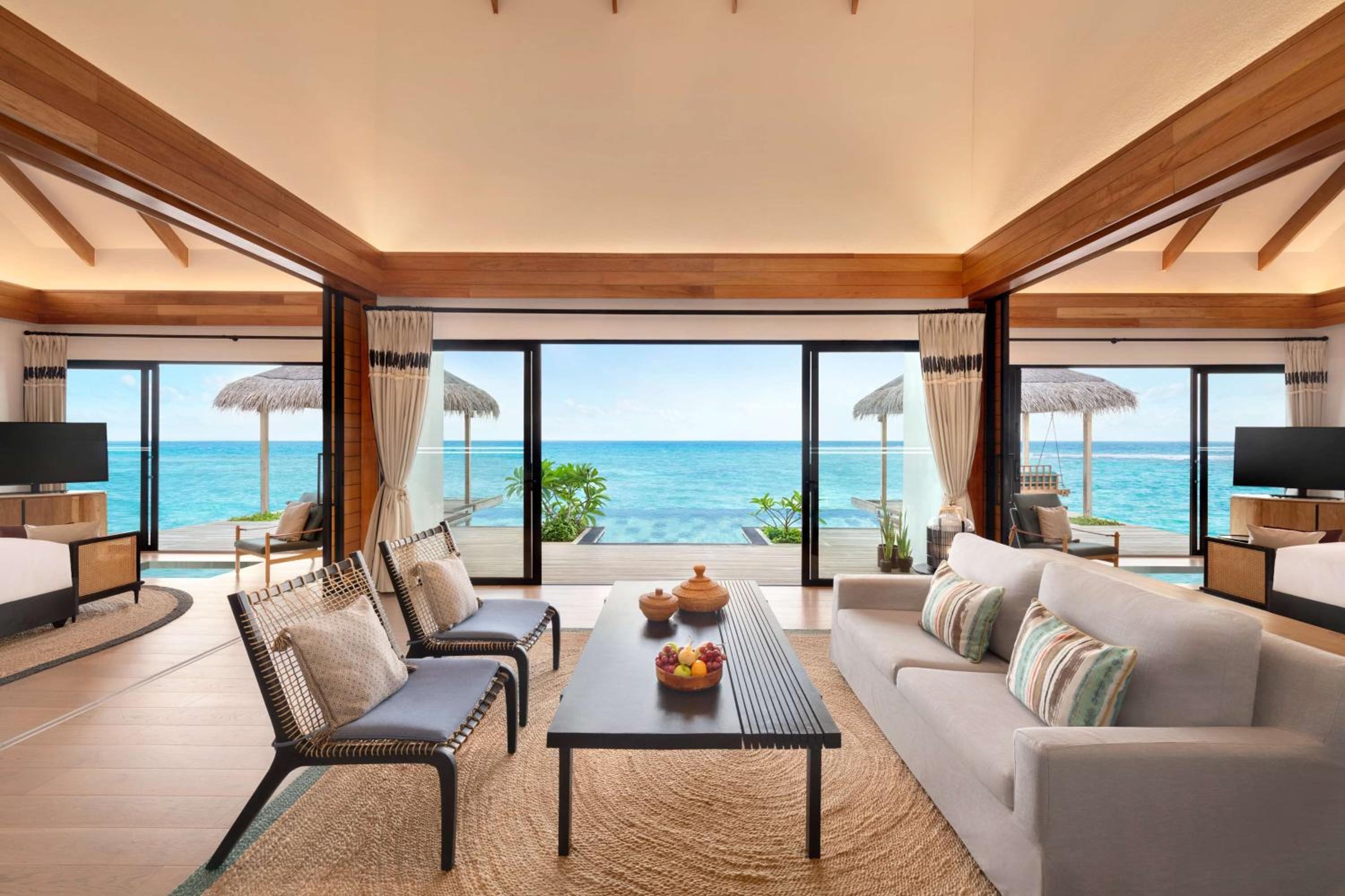 Hilton Maldives Amingiri Resort & Spa 29