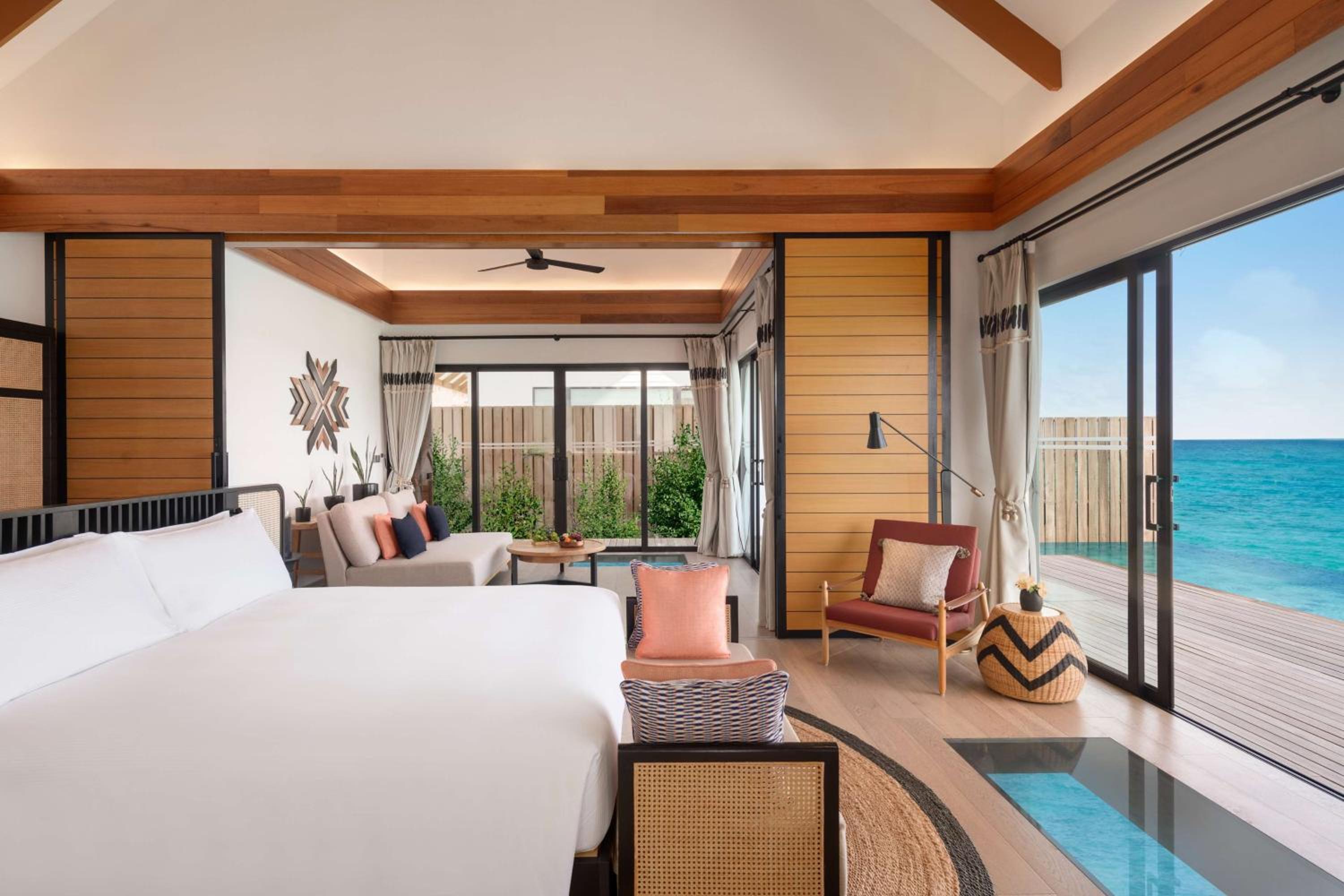 Hilton Maldives Amingiri Resort & Spa 39