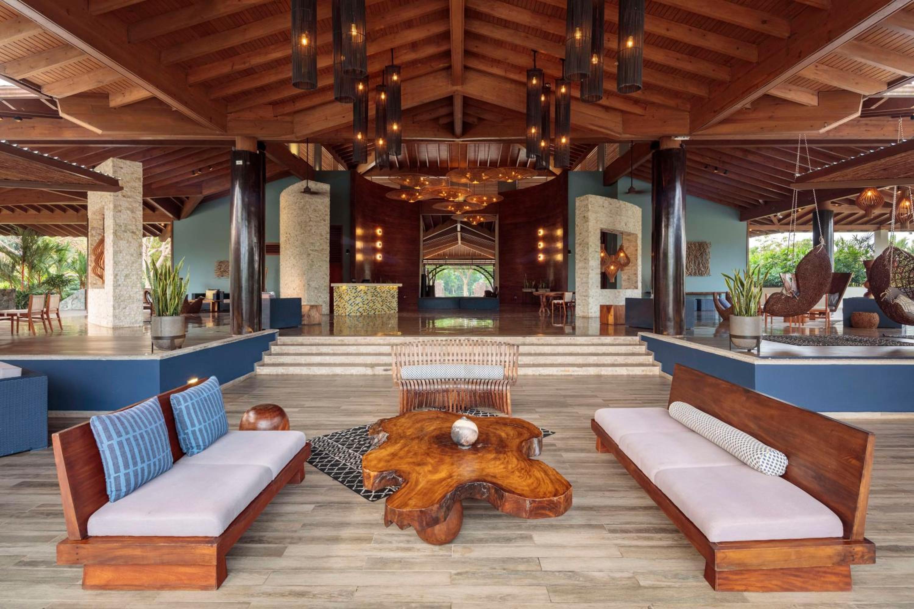 Indura Beach & Golf Resort Curio Collection By Hilton
