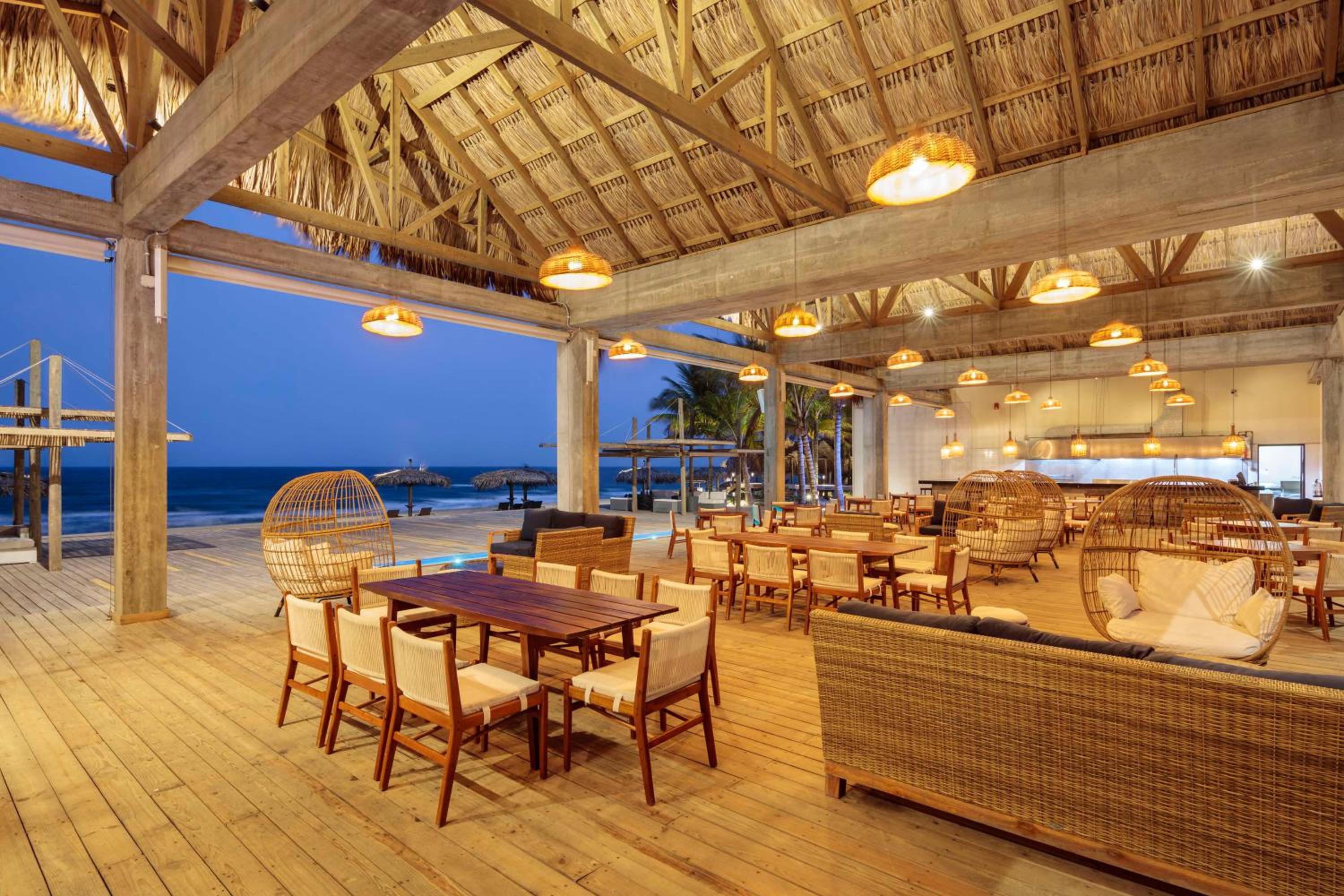 Indura Beach & Golf Resort Curio Collection By Hilton