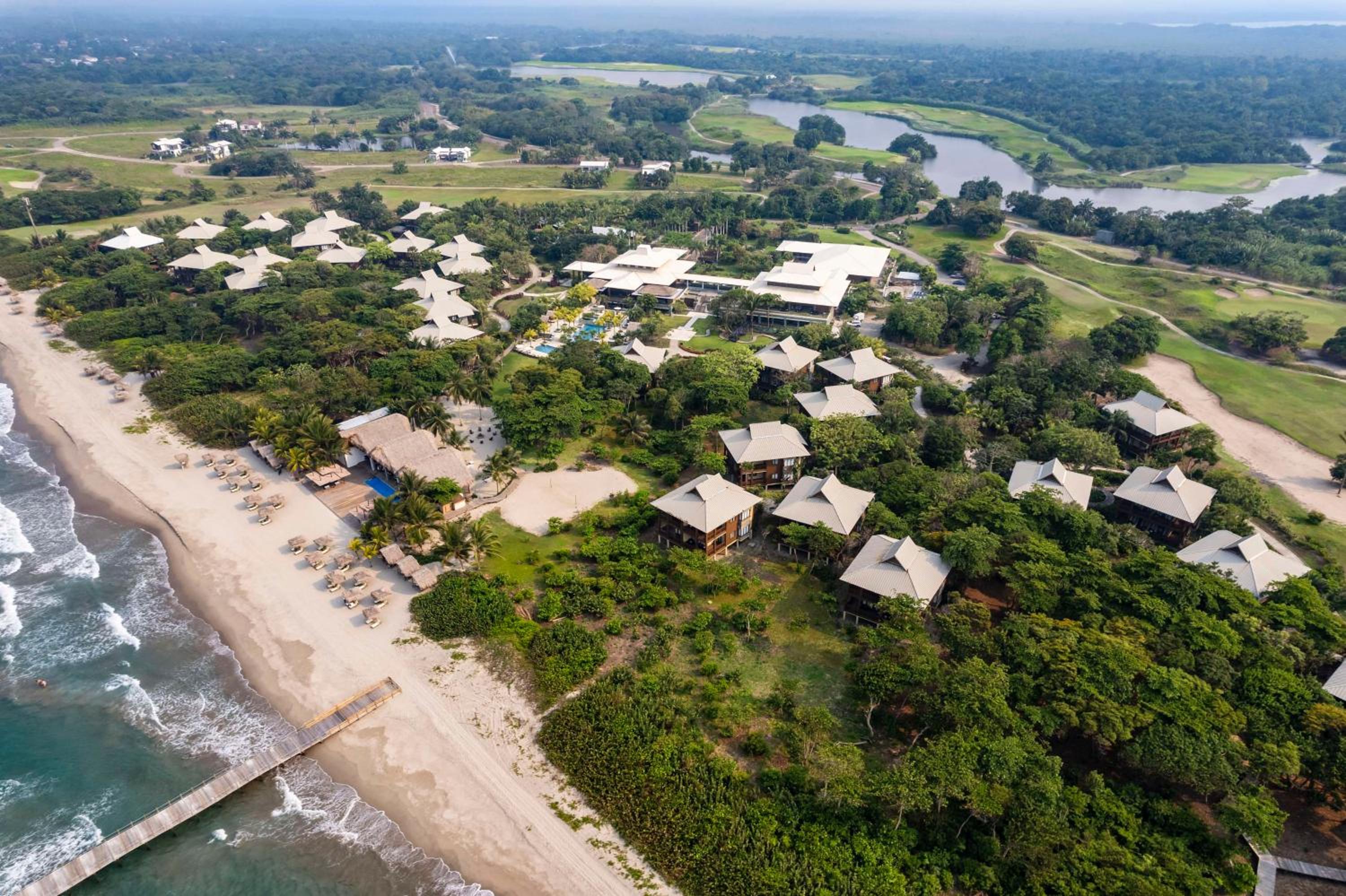 Indura Beach & Golf Resort Curio Collection By Hilton