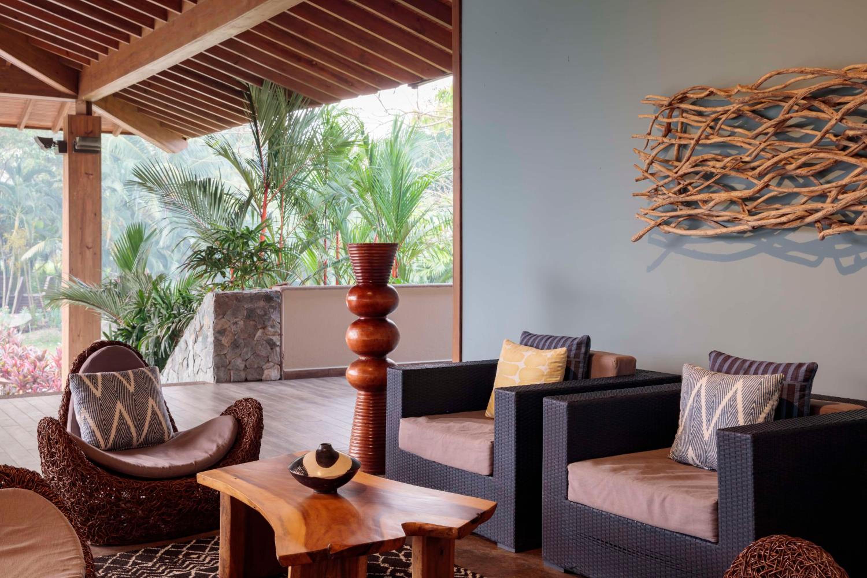 Indura Beach & Golf Resort Curio Collection By Hilton