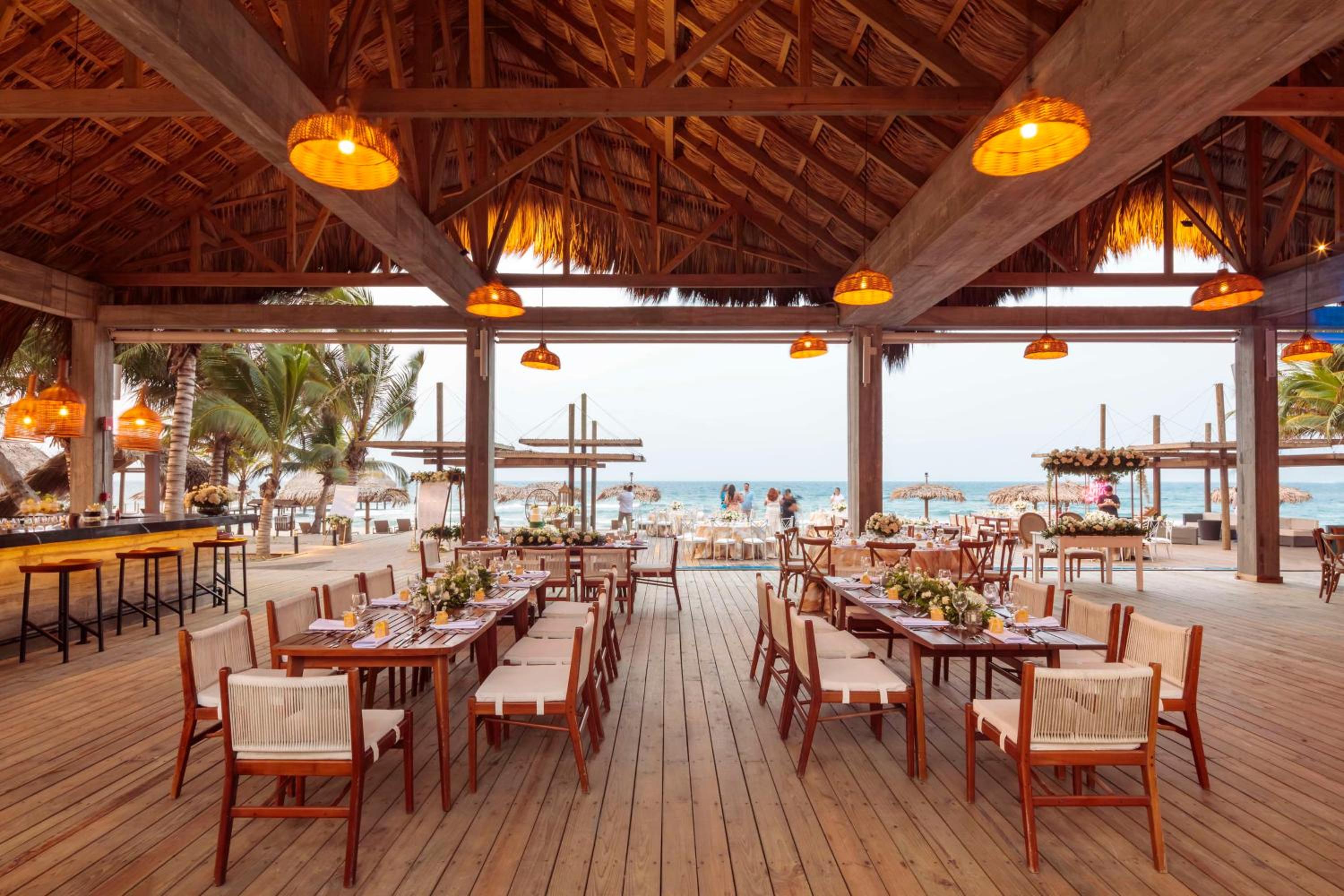 Indura Beach & Golf Resort Curio Collection By Hilton