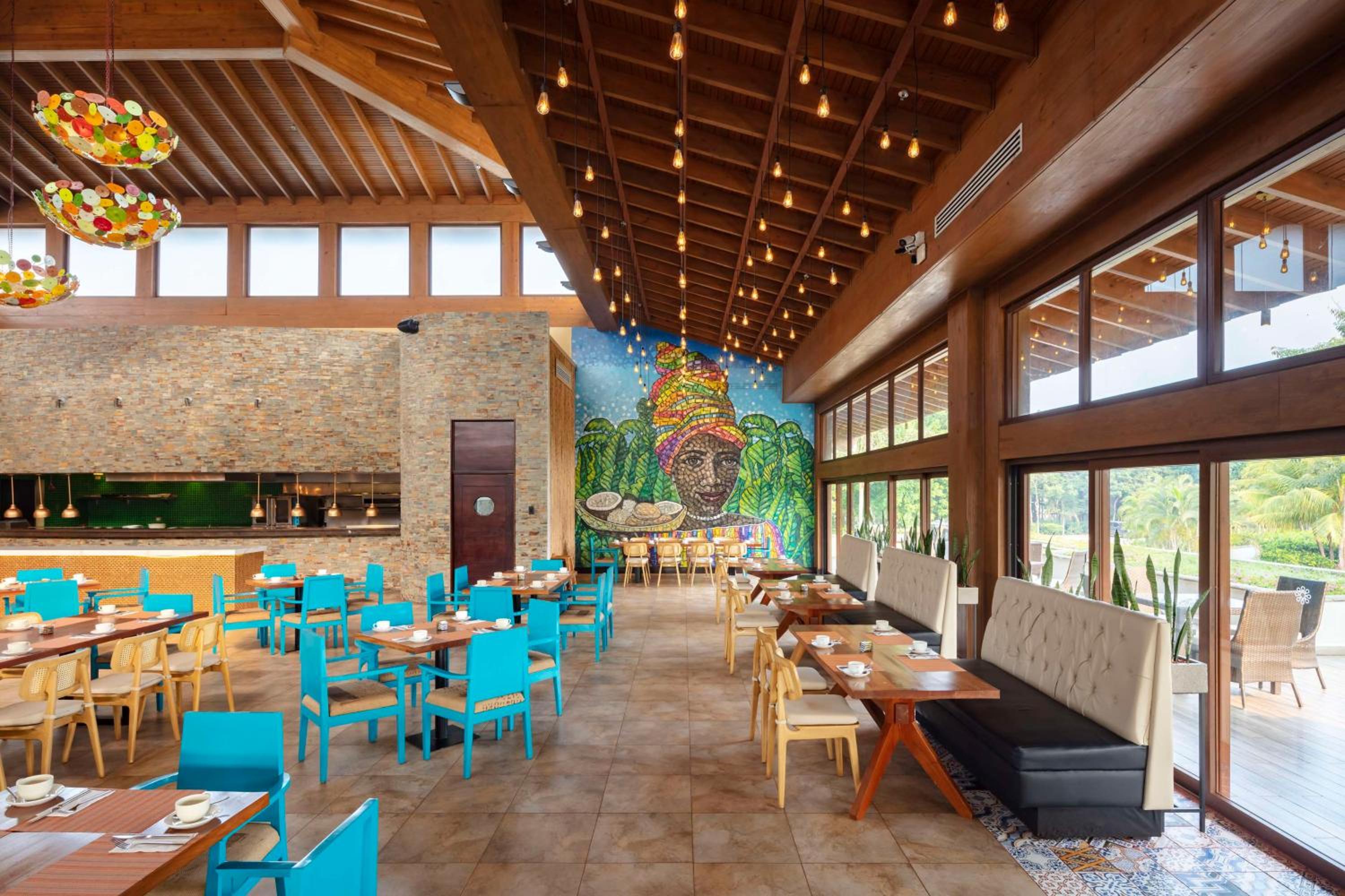 Indura Beach & Golf Resort Curio Collection By Hilton