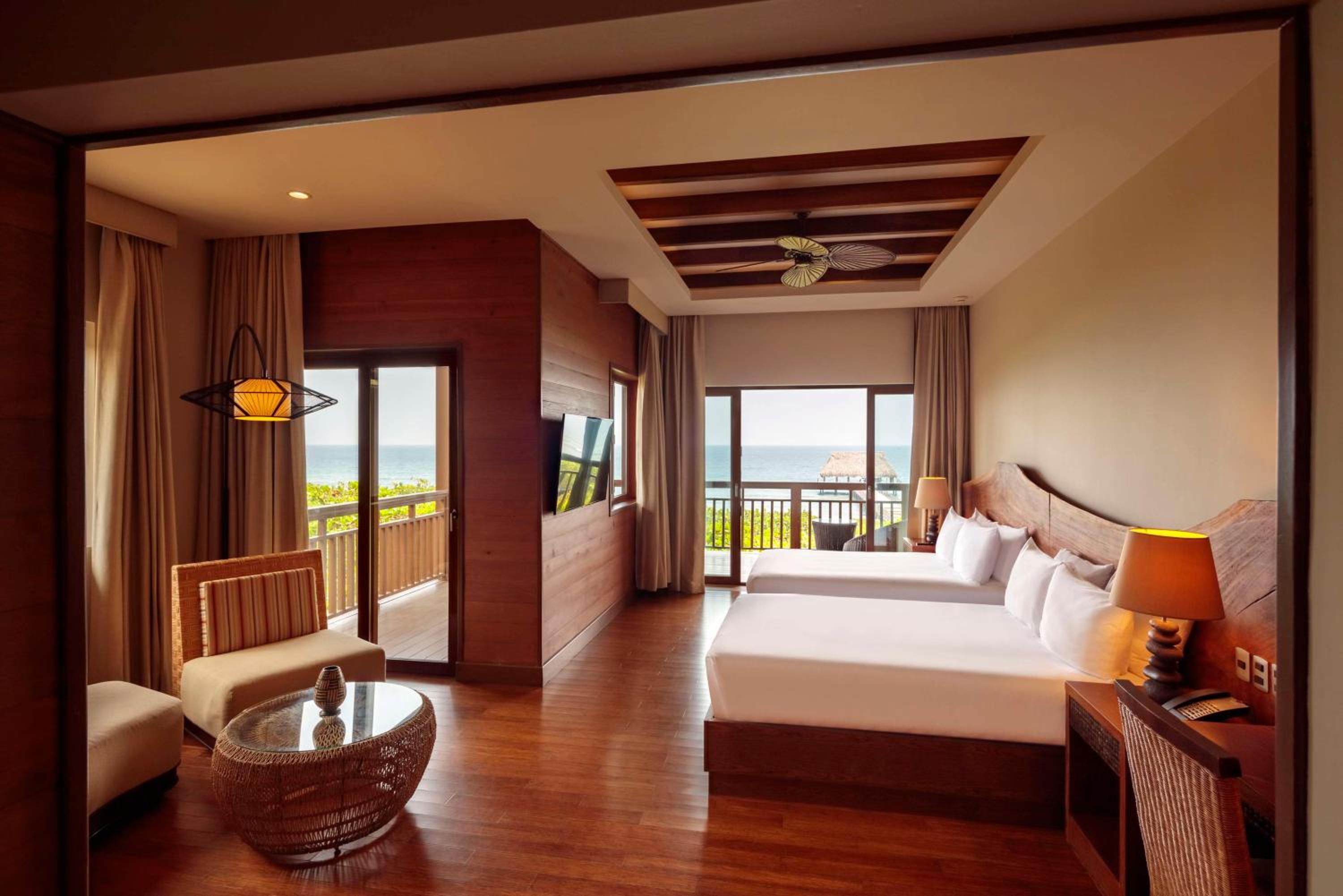 Indura Beach & Golf Resort Curio Collection By Hilton