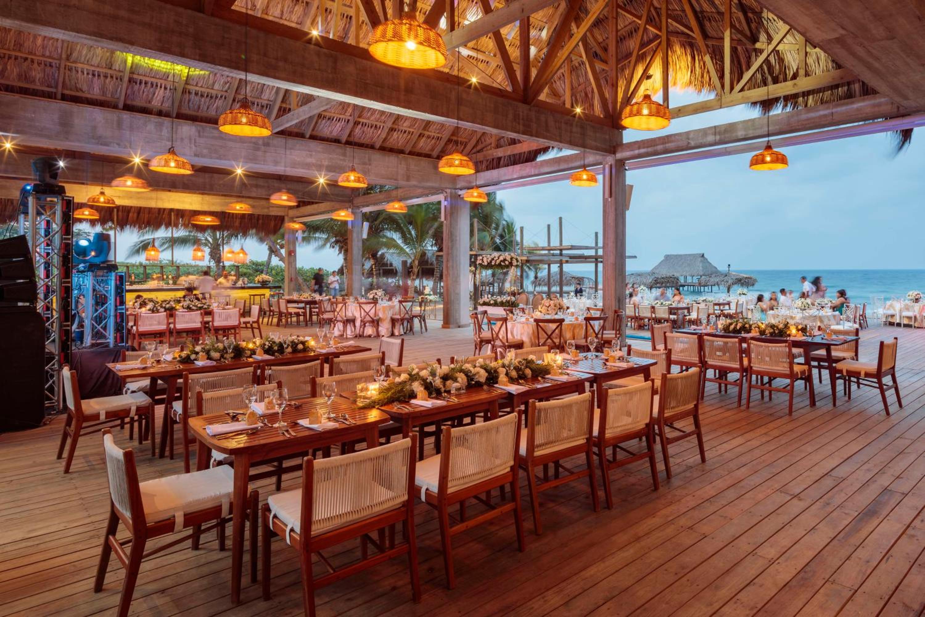 Indura Beach & Golf Resort Curio Collection By Hilton