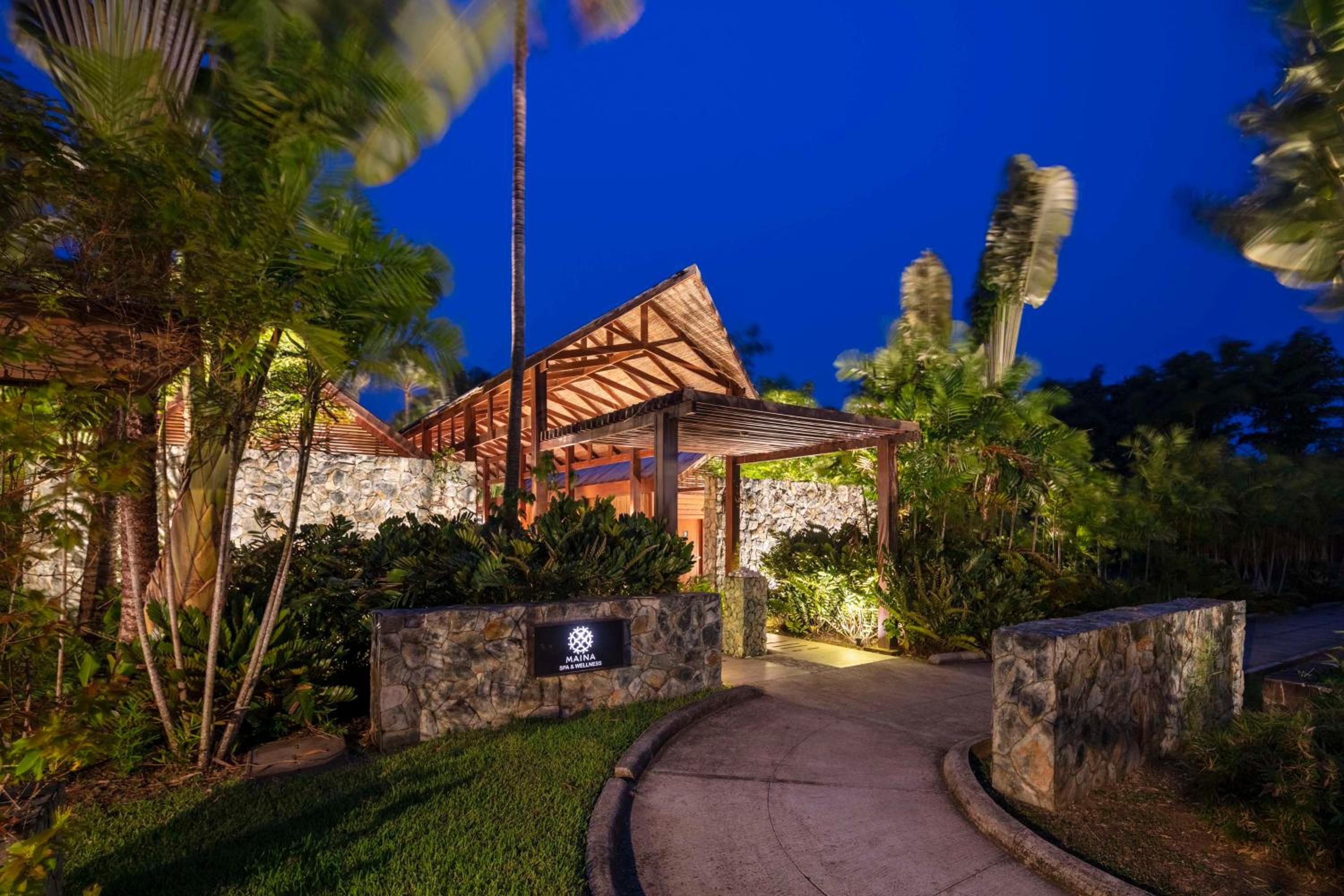 Indura Beach & Golf Resort Curio Collection By Hilton