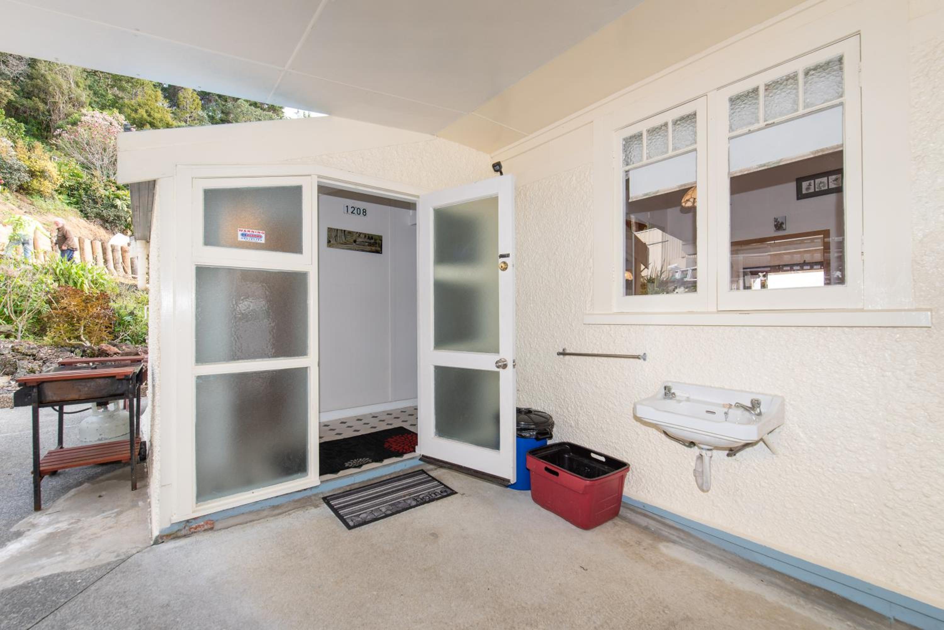 The Beach House - Paihia Holiday Home view 3