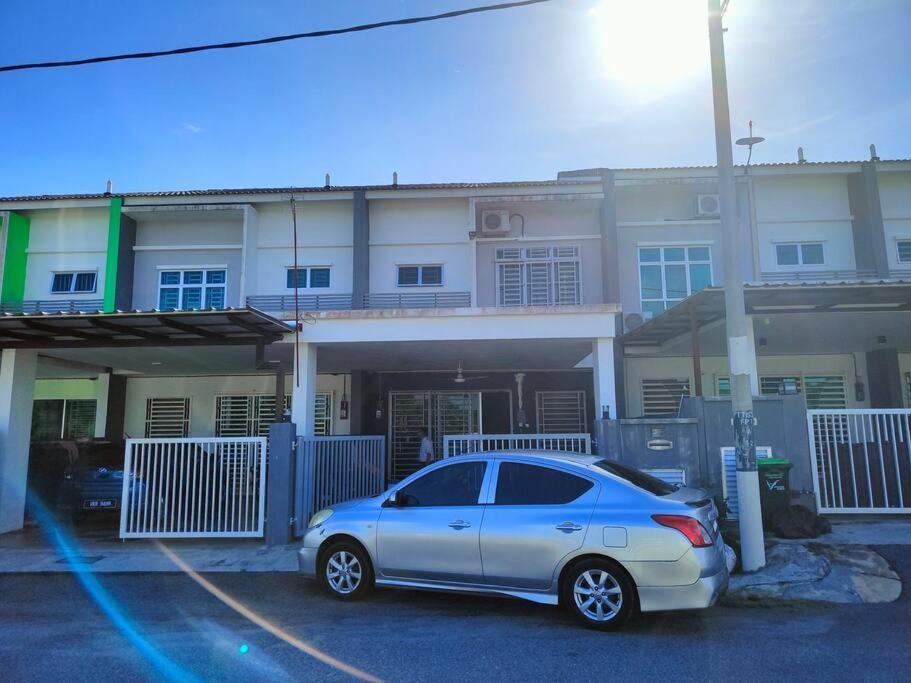 Humaira Homestay Jitra photo 1