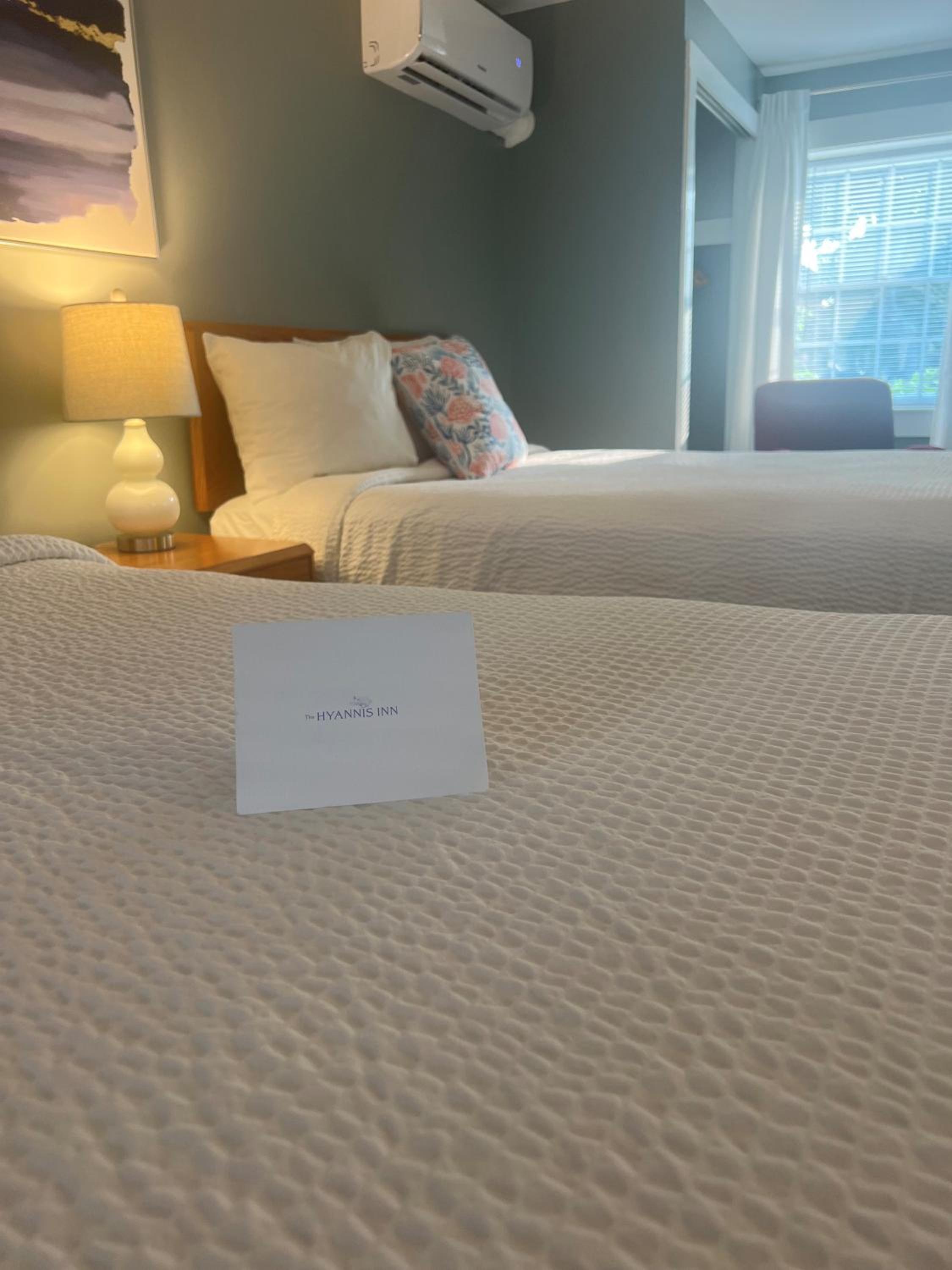 Hyannis Inn