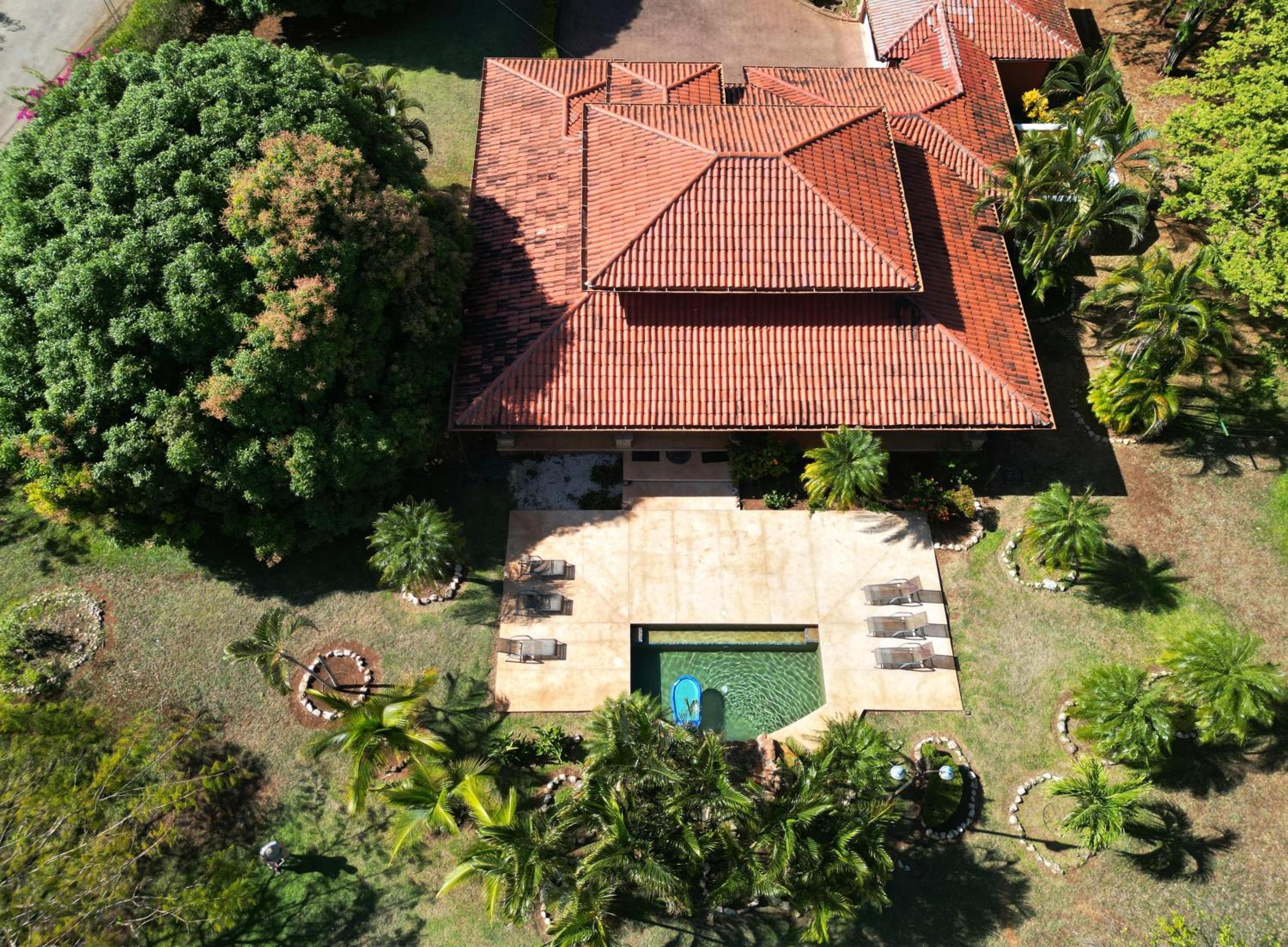Casa Tropical, Spacious 3 Bedroom Home