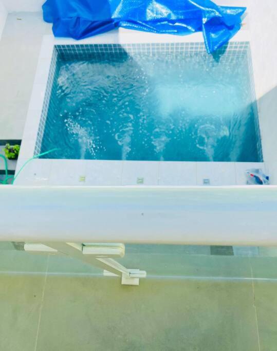 Casa aconchegante com piscina