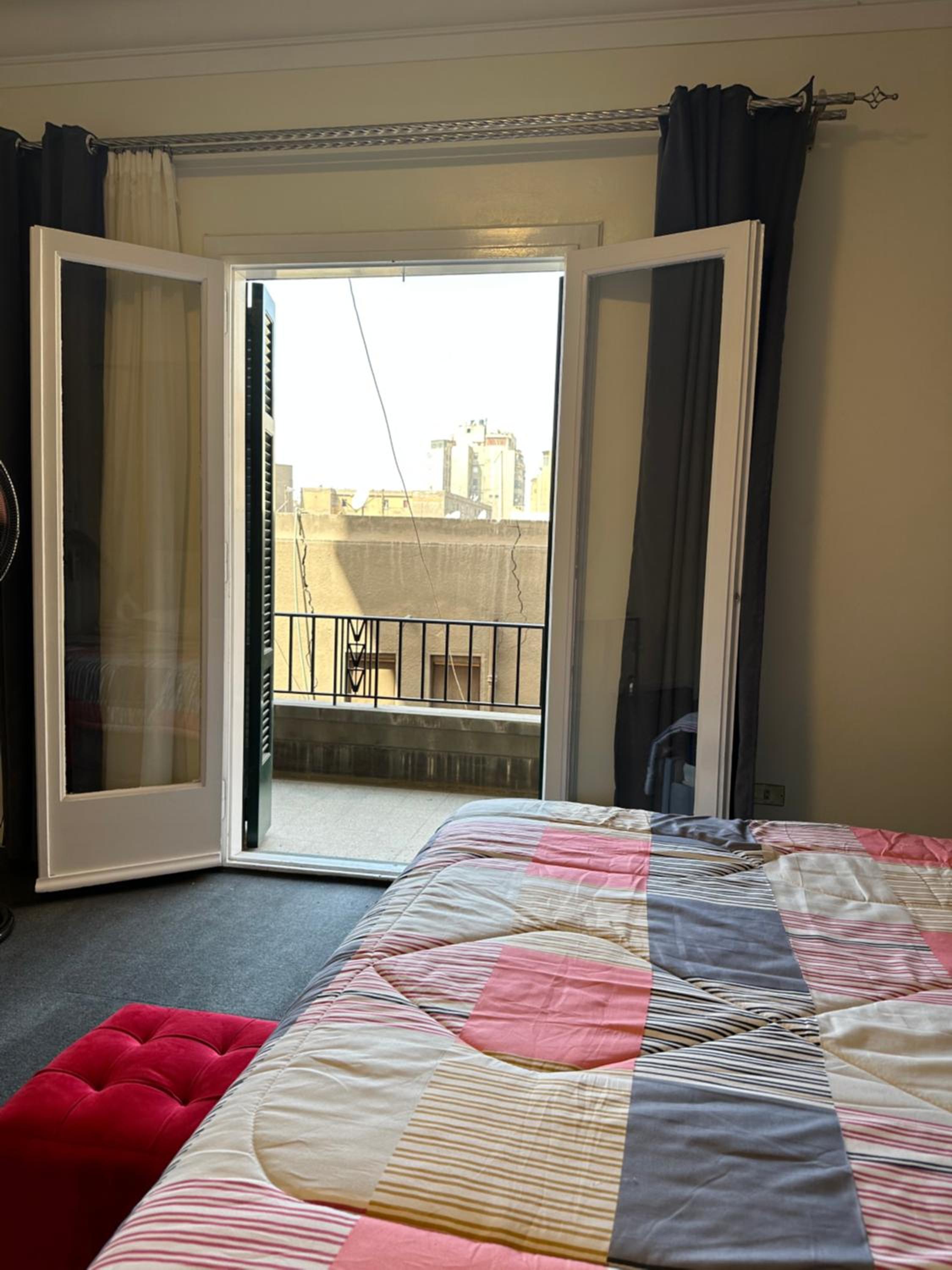 Elegant room in the city center