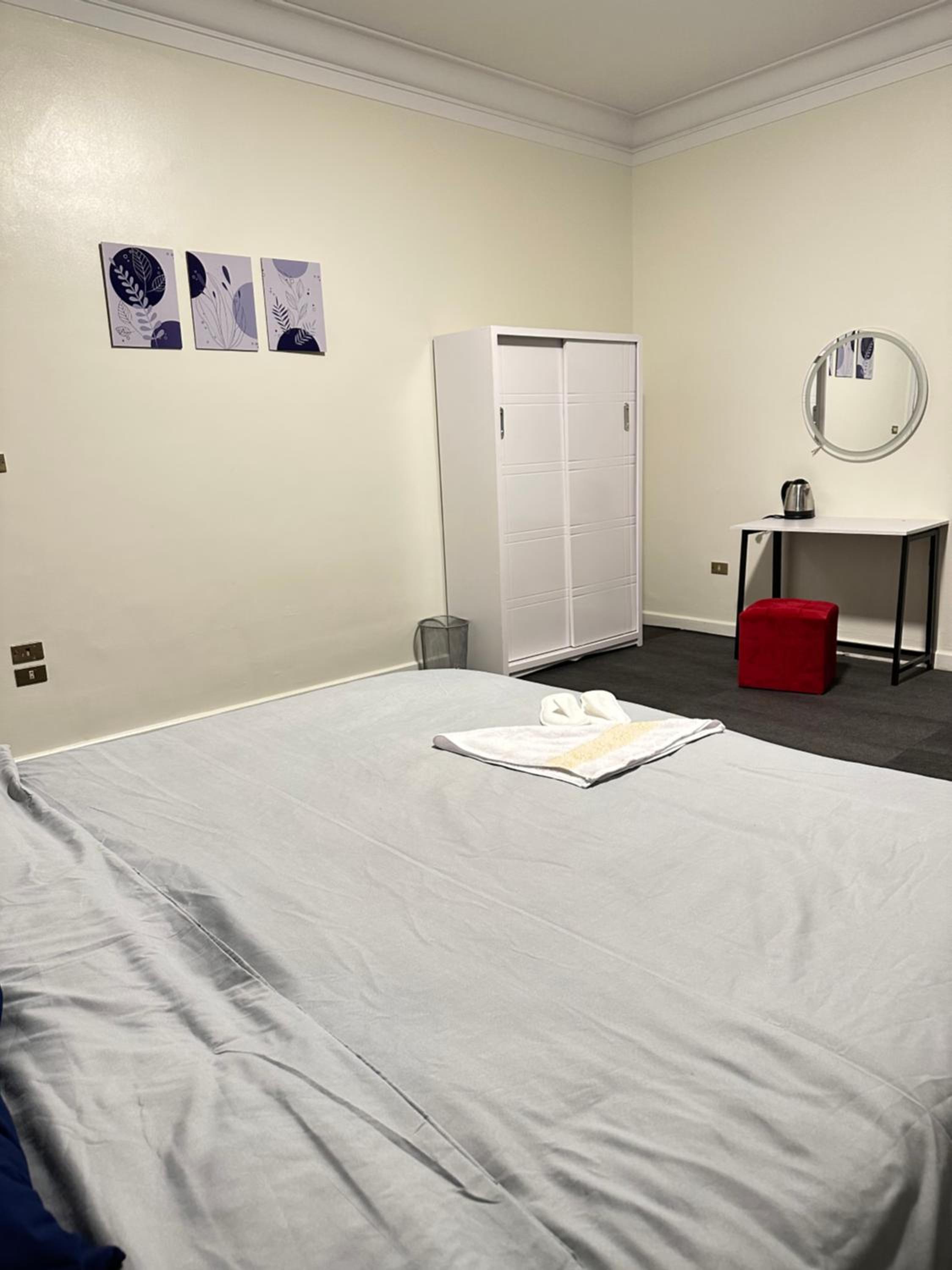 Elegant room in the city center